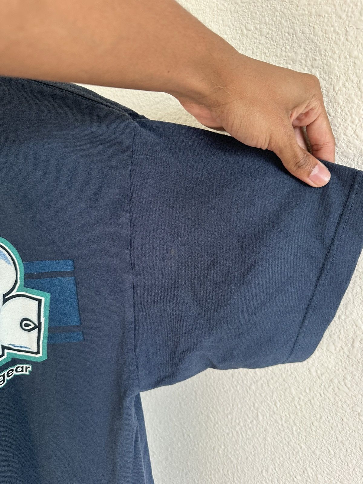 Vintage 90s Y2K Island Magic Hawaii Surf Tee