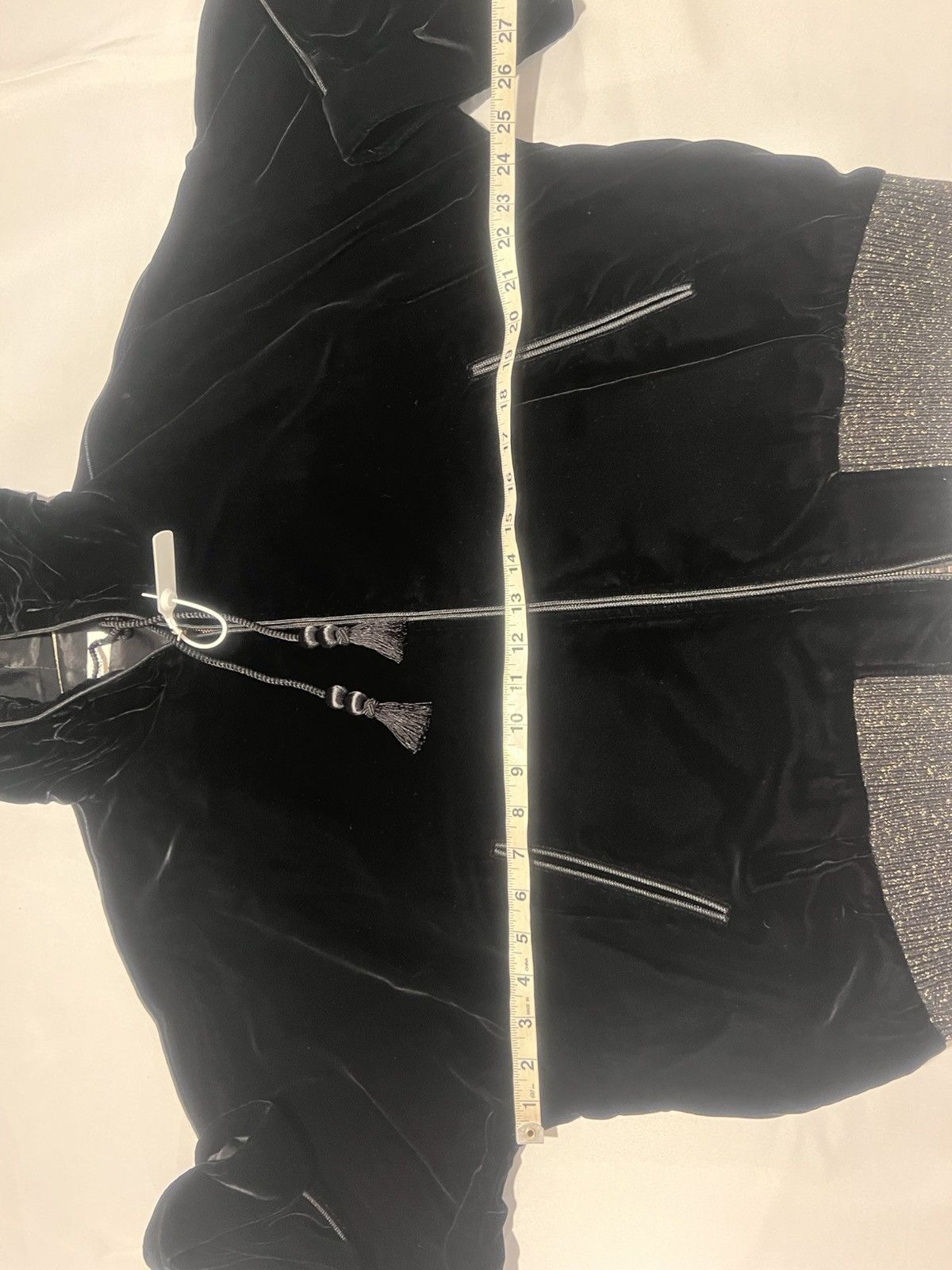 Saint Laurent Paris Saint Laurent velvet hoodie. 50/L. $3290 Size US M / EU 48-50 / 2 - 9 Thumbnail