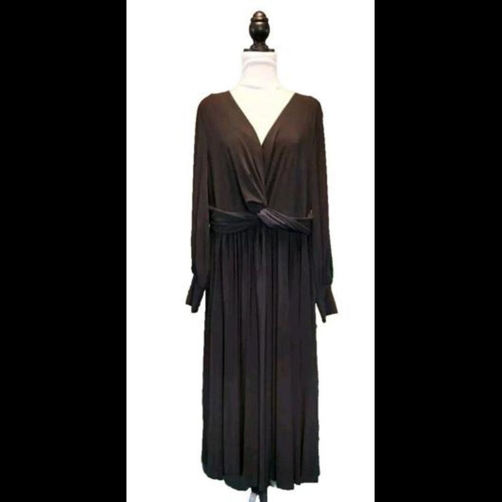 Other ELOQUII Size 16 Black Twist-Front V-Neck Midi Dress LBD Size XXL / US 16-18 / IT 52-54 - 1 Thumbnail