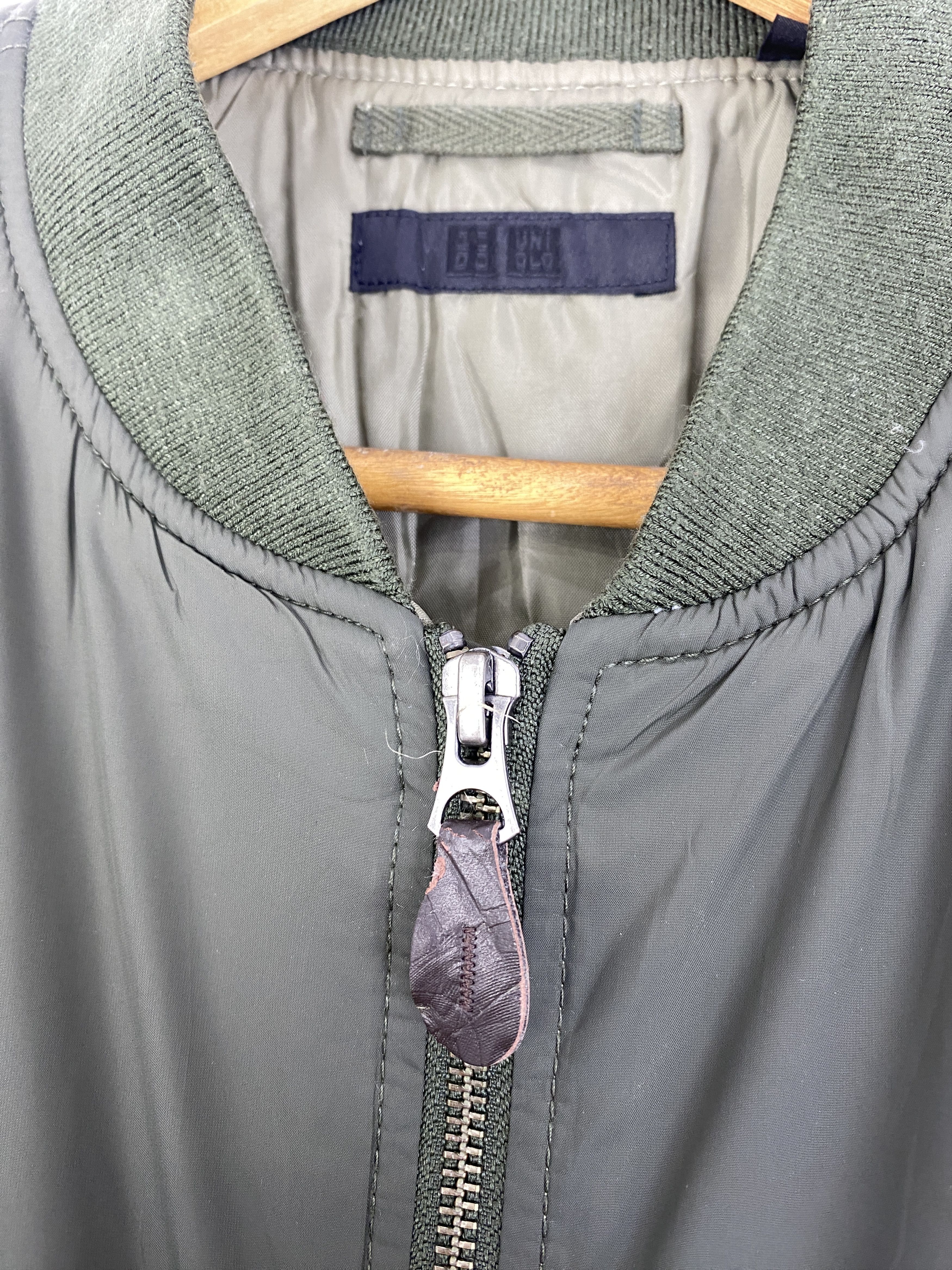 Uniqlo Uniqlo MA-1 Bomber Zipper Jacket JA0191 Size US L / EU 52-54 / 3 - 10 Thumbnail
