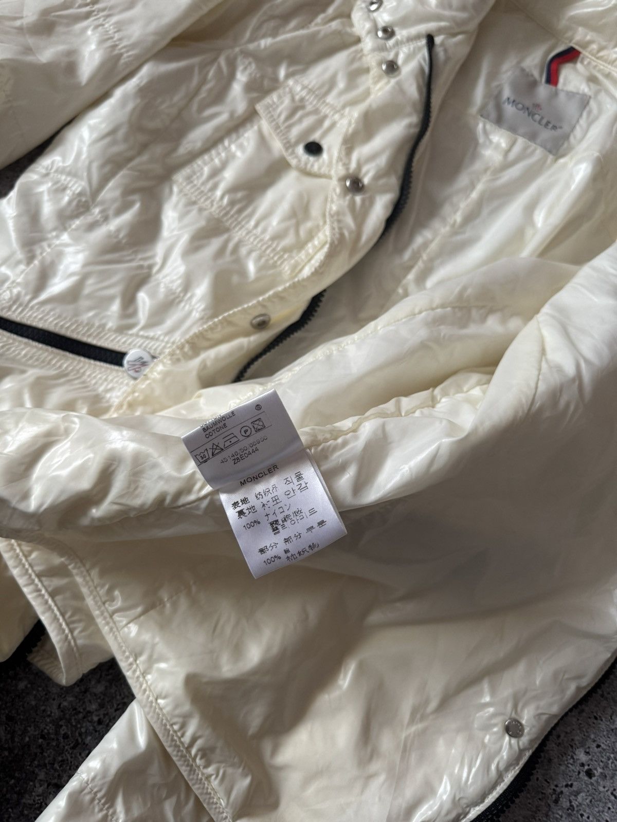 Moncler Moncler Jacket Lampo Classic Tissu Stoff Tessuto Venan Italy Size S / US 4 / IT 40 - 14 Thumbnail