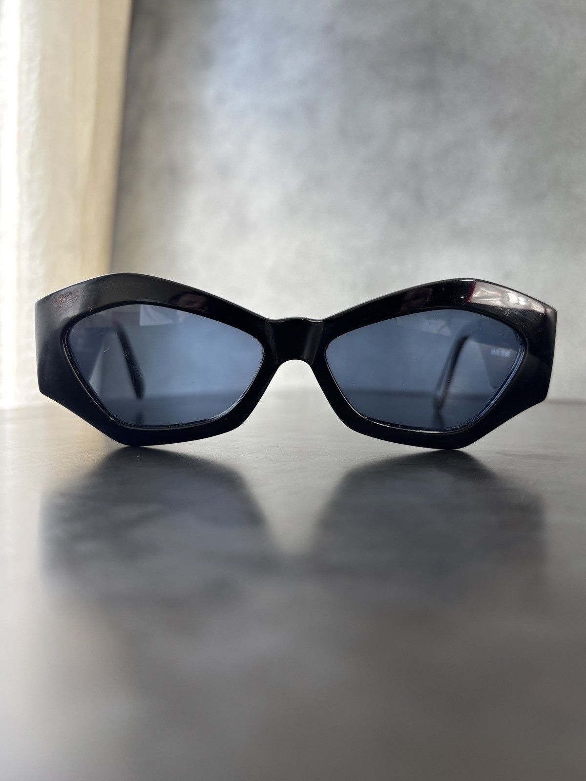 Versace 1990s Gianni Versace Sunglasses Vintage Versace Mod 421 Size ONE SIZE - 2 Thumbnail