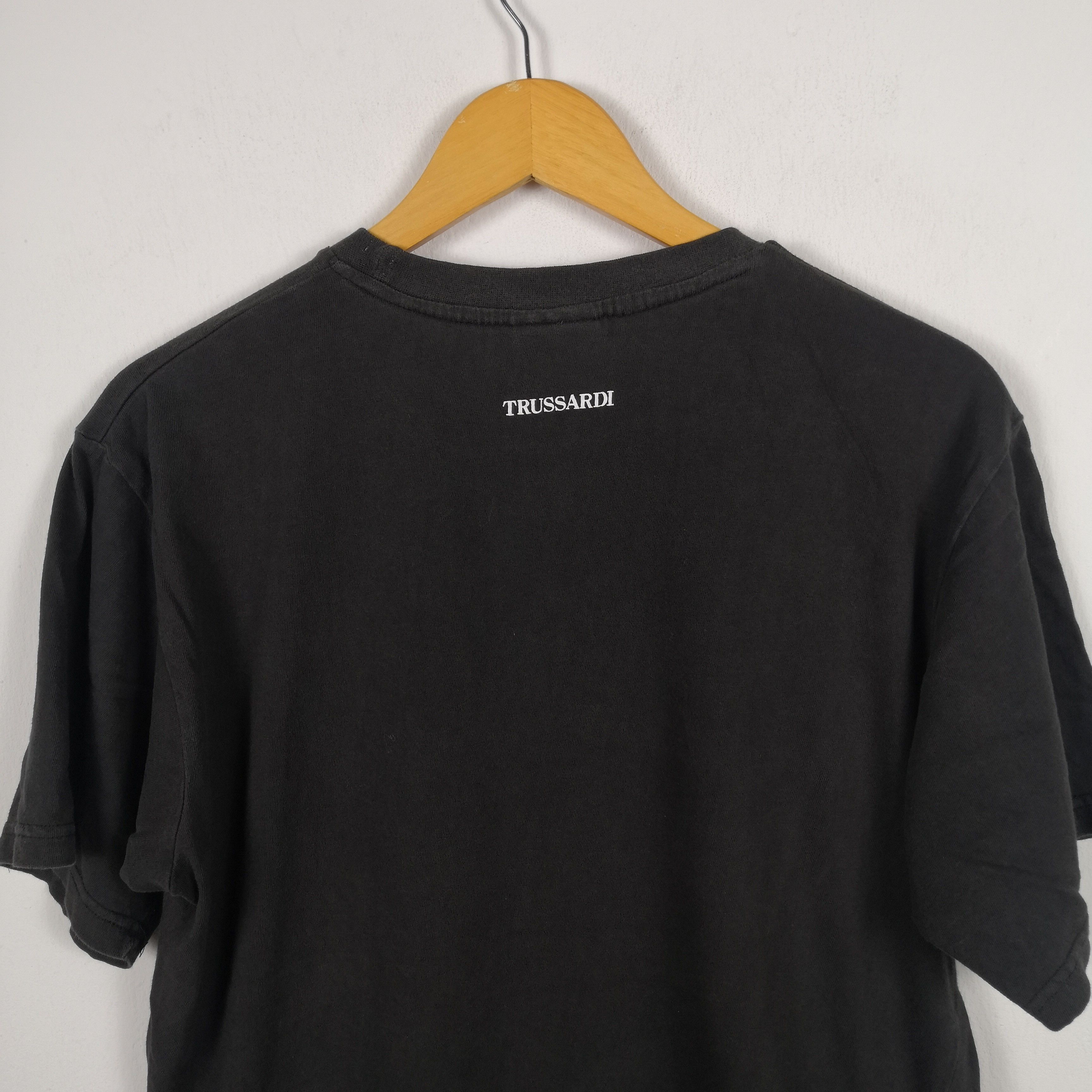 Trussardi Vintage 90s Trussardi T-Shirt Big Spell Out Crewneck Tees Size US L / EU 52-54 / 3 - 5 Thumbnail