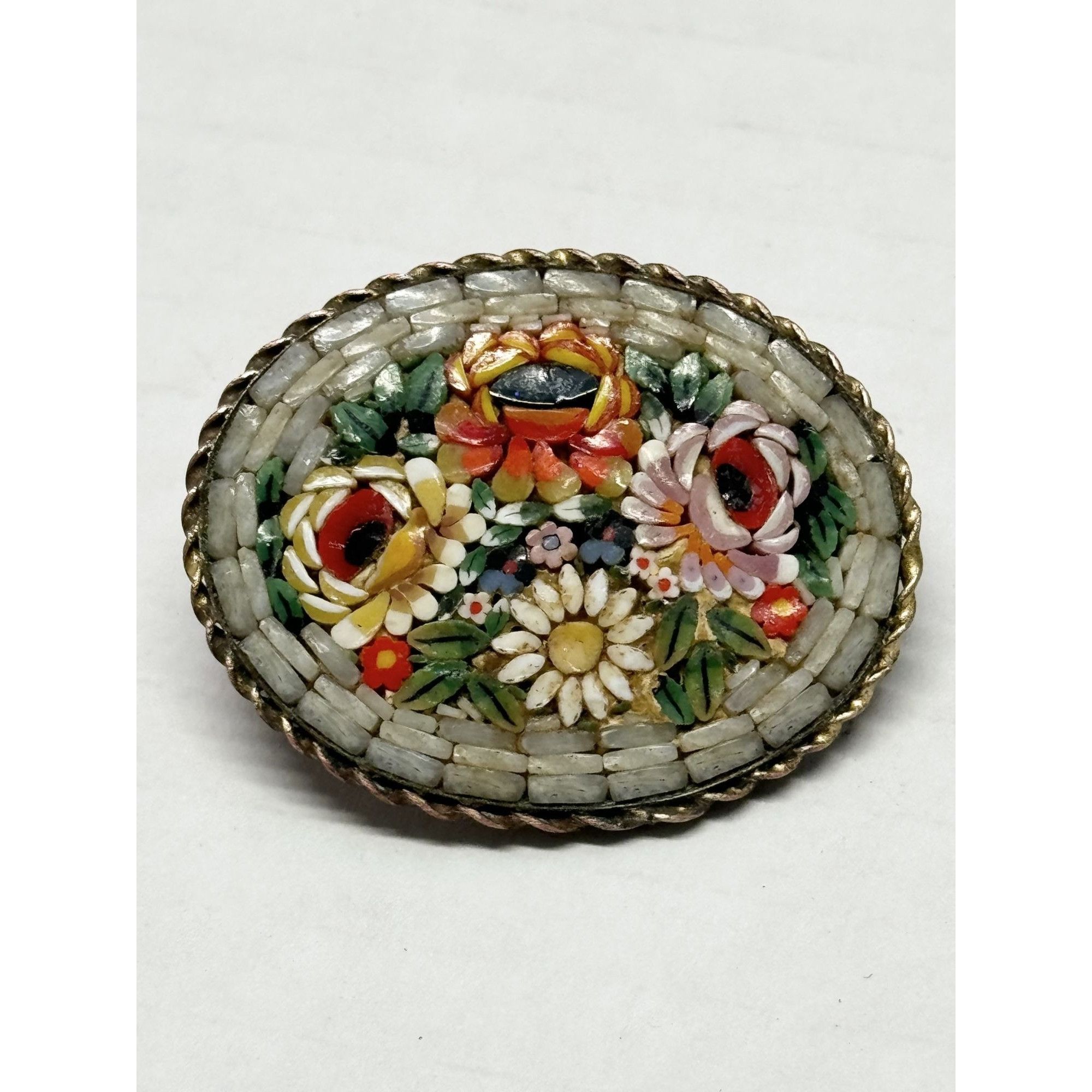 Vintage Vintage micro mosaic floral brooch pin Size ONE SIZE - 1 Thumbnail