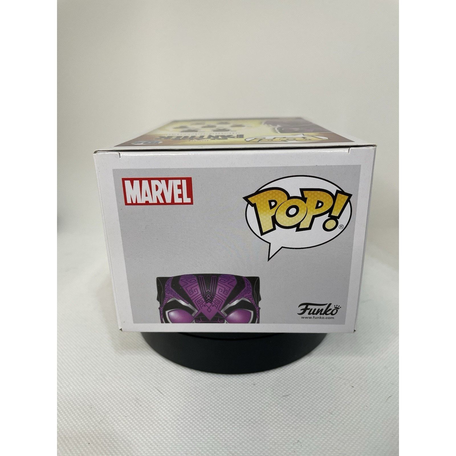 Marvel Comics Funko Pop! Vinyl: Marvel - Black Panther 612 - Glow Size ONE SIZE - 9 Thumbnail