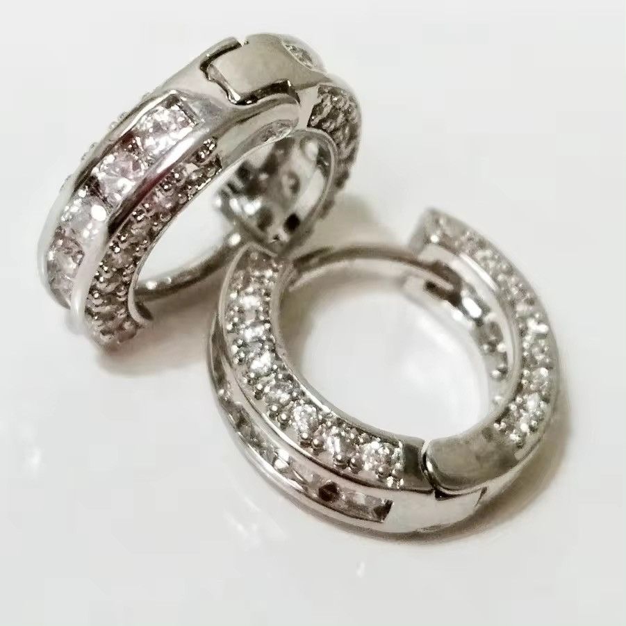 Jewelry × Vintage Cubic Zirconia Round Hoop Earrings Size ONE SIZE - 2 Thumbnail