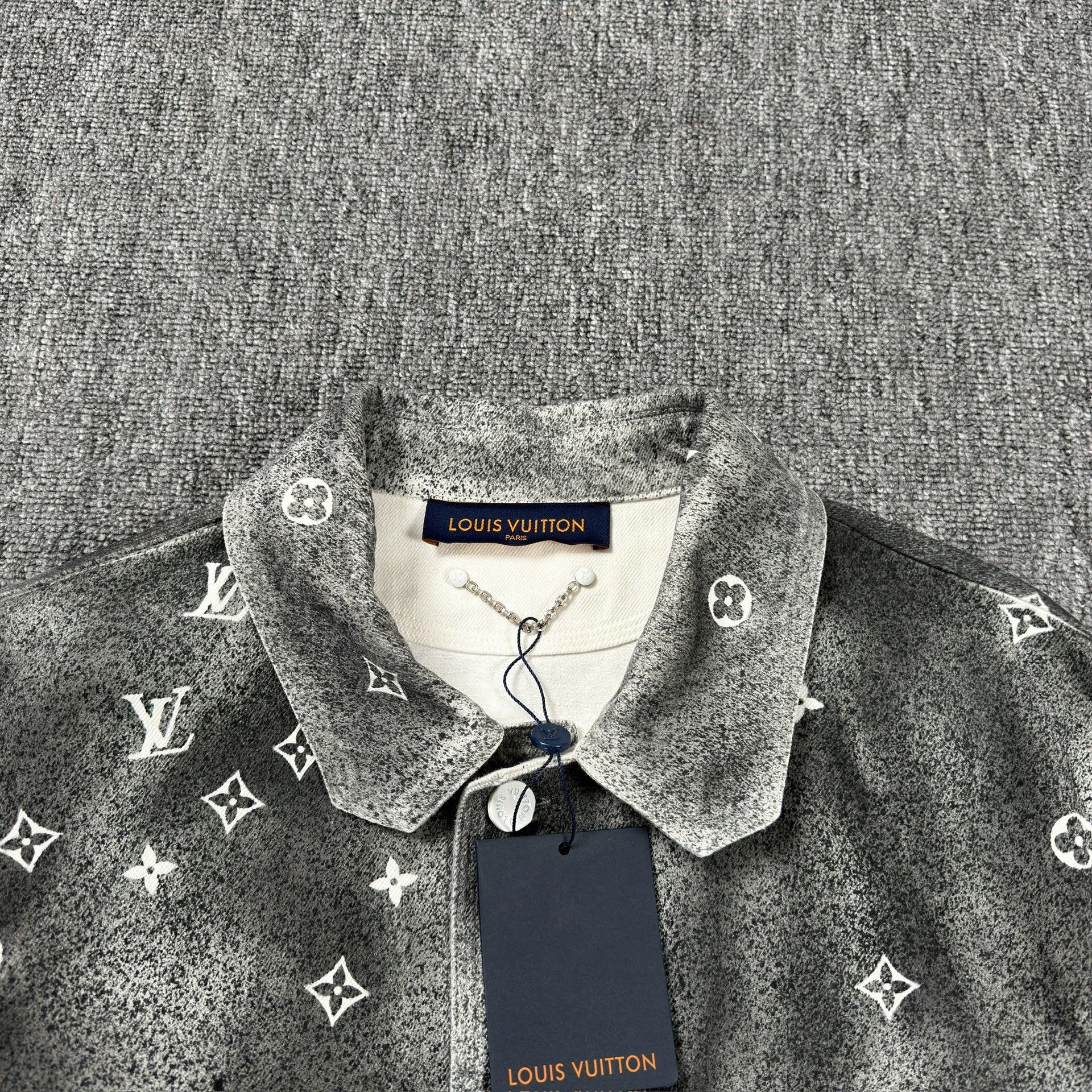 Louis Vuitton LV White/Grey Starry Sky Gradient Print Denim Shirt Size US L / EU 52-54 / 3 - 3 Thumbnail