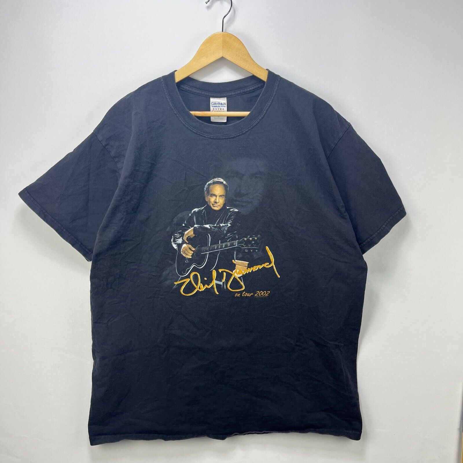 Vintage Vintage Neil Diamond Band Tour T Shirt XL Size US XL / EU 56 / 4 - 1 Thumbnail