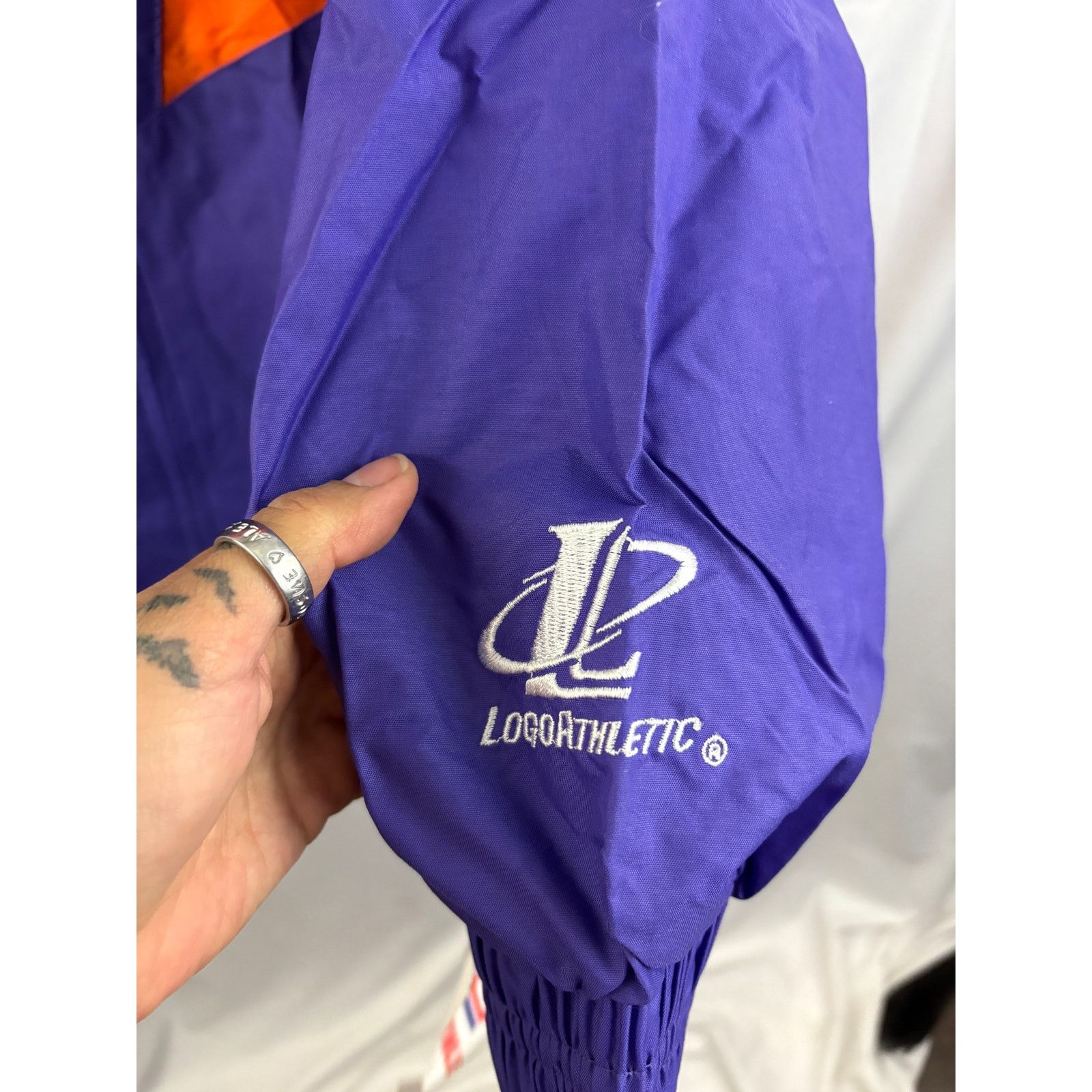 Logo Athletic VTG 90s NBA Phoenix Suns Sharktooth Windbreaker Jacket L NWT Size US L / EU 52-54 / 3 - 11 Thumbnail