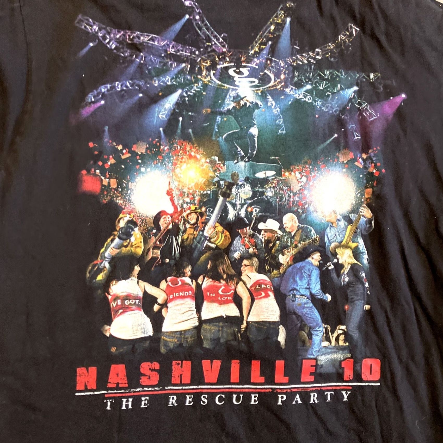 Hanes VINTAGE Garth Brooks 2010 Nashville Concert T Shirt Size Large Awesome Size US L / EU 52-54 / 3 - 5 Thumbnail