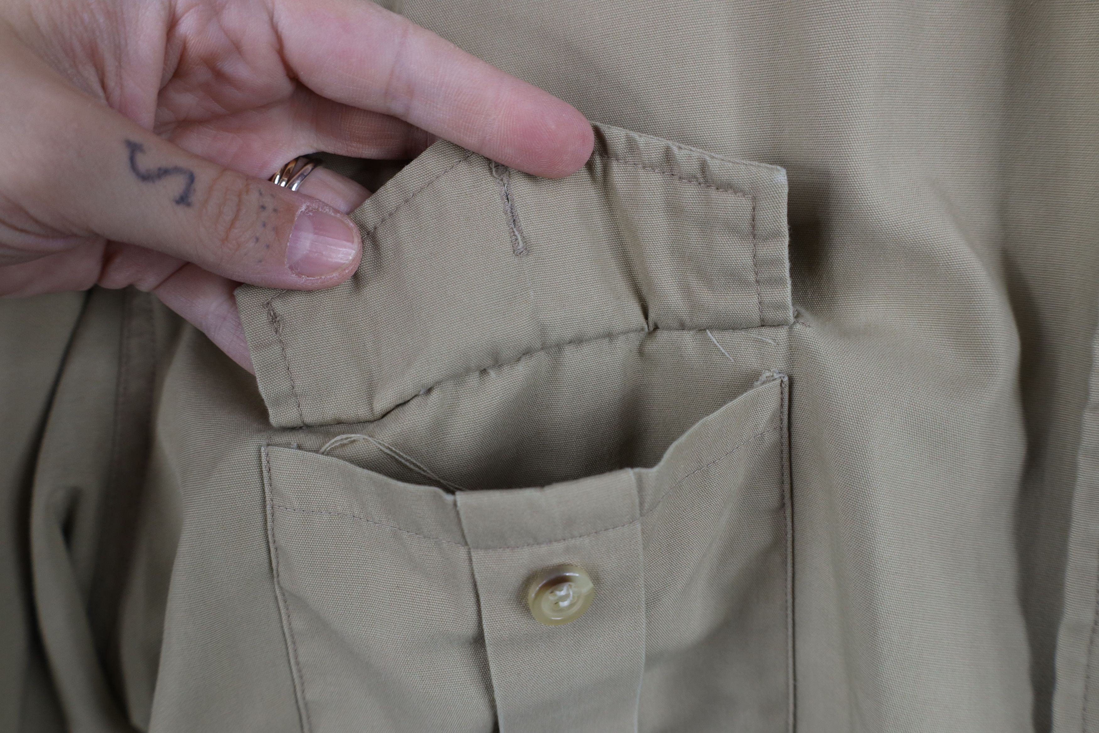 Cabelas Vintage 90s Cabelas Safari Bush Collared Button Shirt Khaki Size US L / EU 52-54 / 3 - 5 Thumbnail