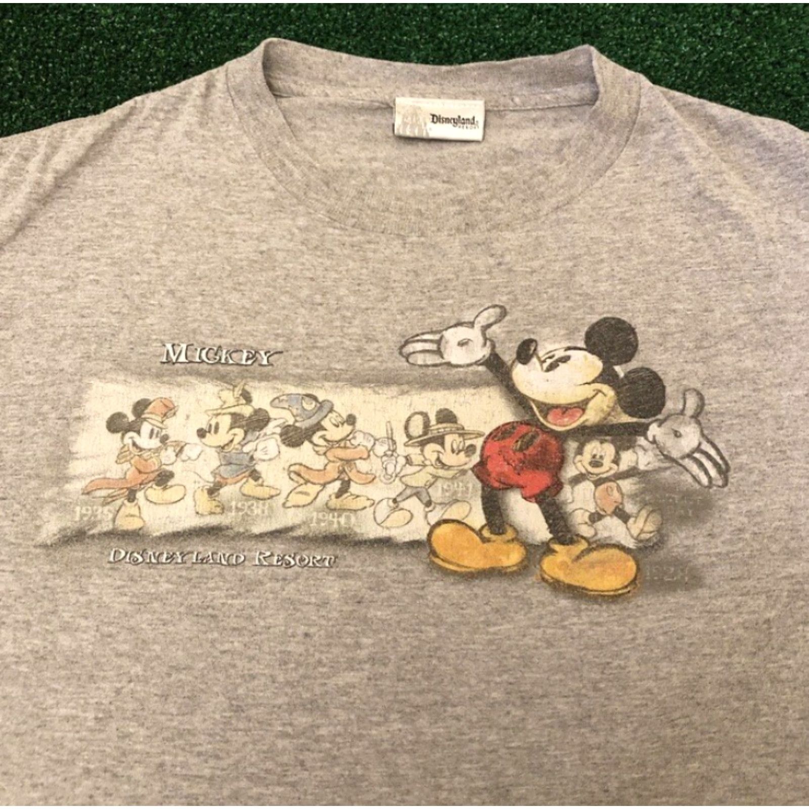 Disney VINTAGE 90s Disney Mickey Mouse Through The Years Shirt L Gray Mens Size US L / EU 52-54 / 3 - 3 Thumbnail