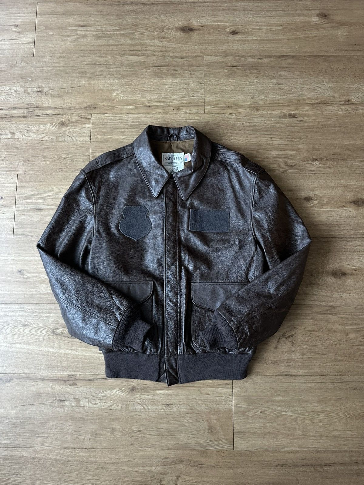 Genuine Leather Vintage A-2 WWII US Army Leather Flight Jacket Size US S / EU 44-46 / 1 - 1 Thumbnail