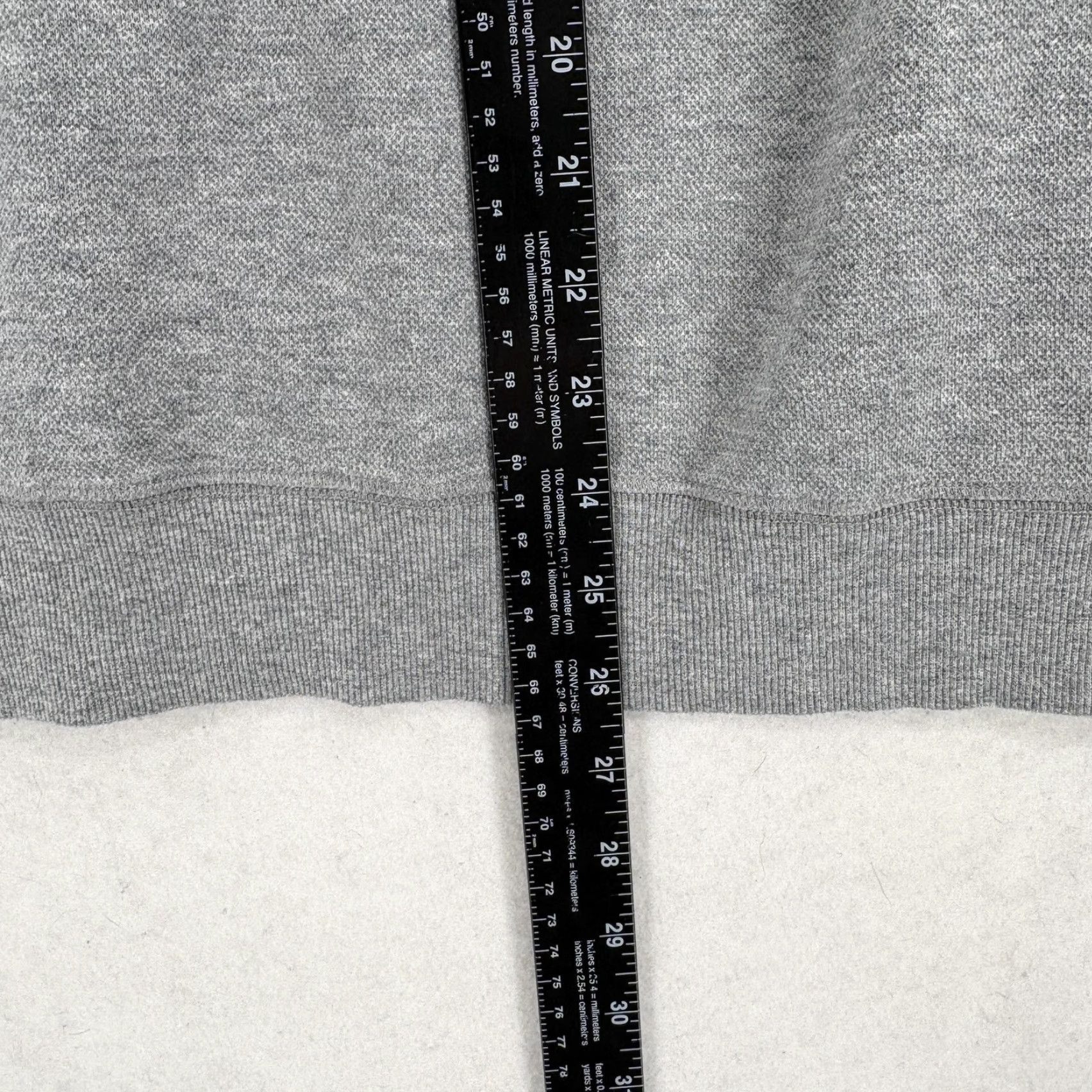 Vuori Vuori Pullover Mens L Gray Fleece Crewneck Zip Pocket Pockets Ship Winter - Size US L / EU 52-54 / 3 - 6 Thumbnail