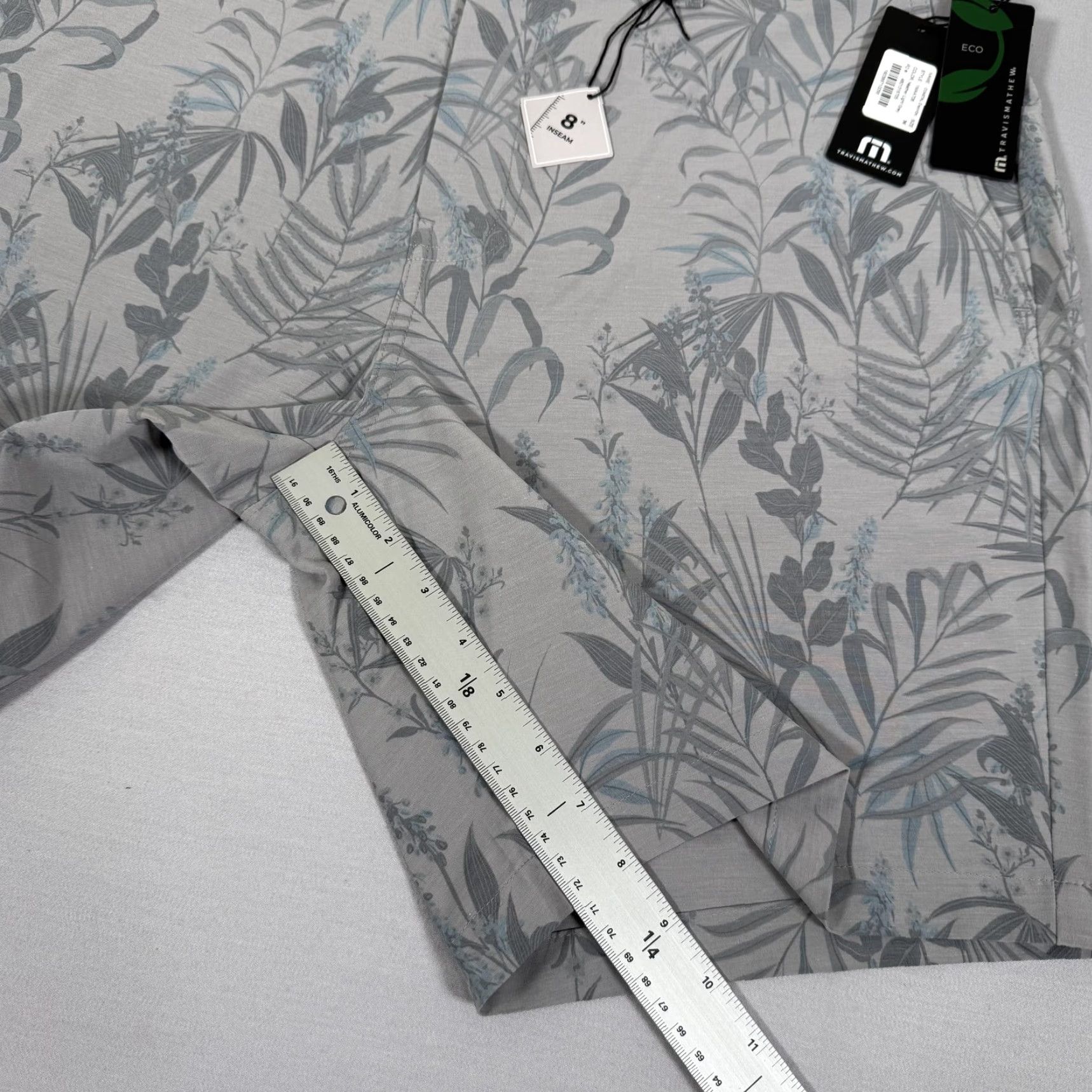 TravisMathew Travis Mathew Shorts 36 Gray Floral Print Chino Lightweight Stretch Eco Golf Men Size US 36 / EU 52 - 6 Thumbnail