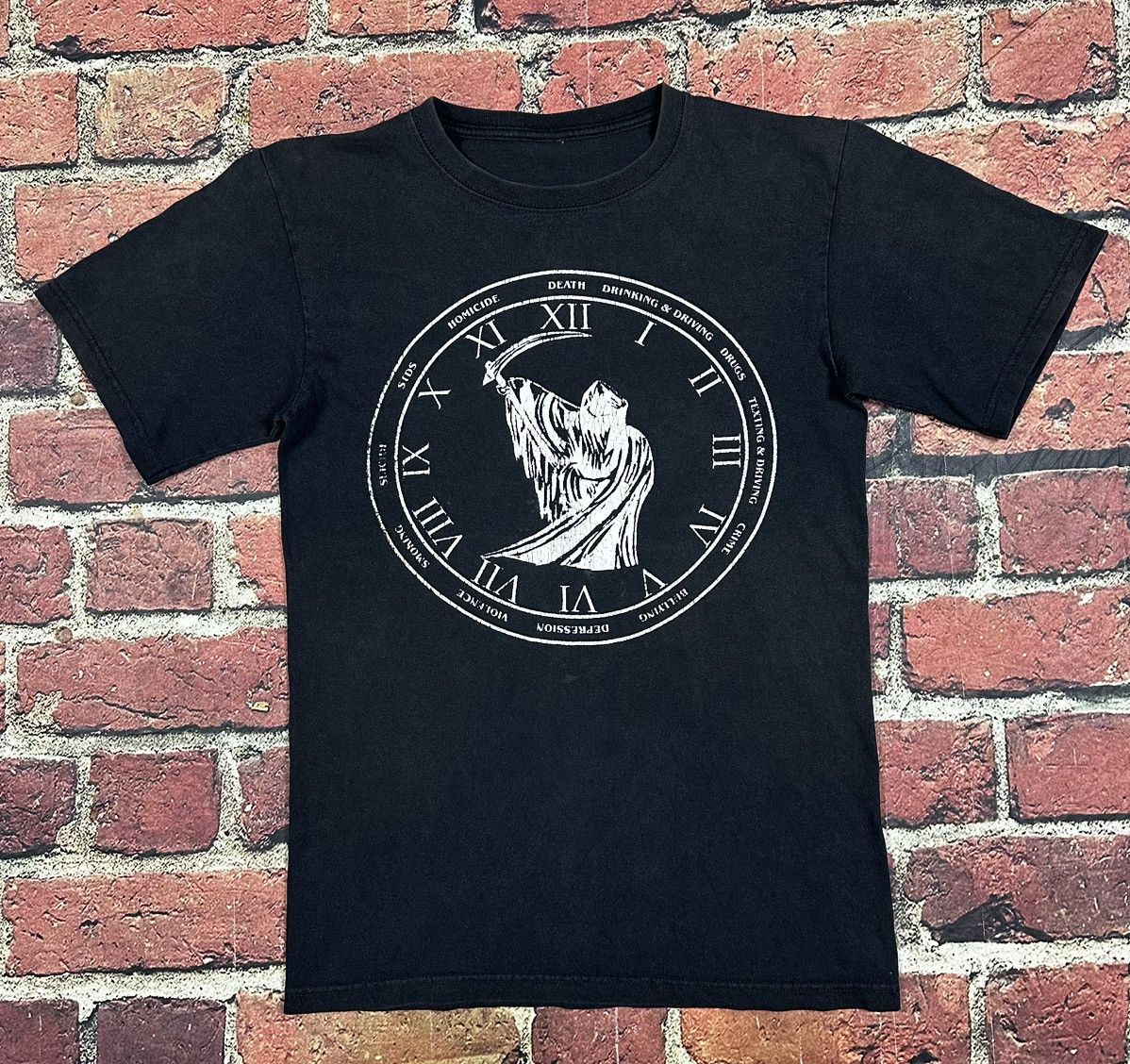 Other Y2K Vintage Death Clock Grim Reaper Faded Black T Shirt Size US S / EU 44-46 / 1 - 1 Thumbnail