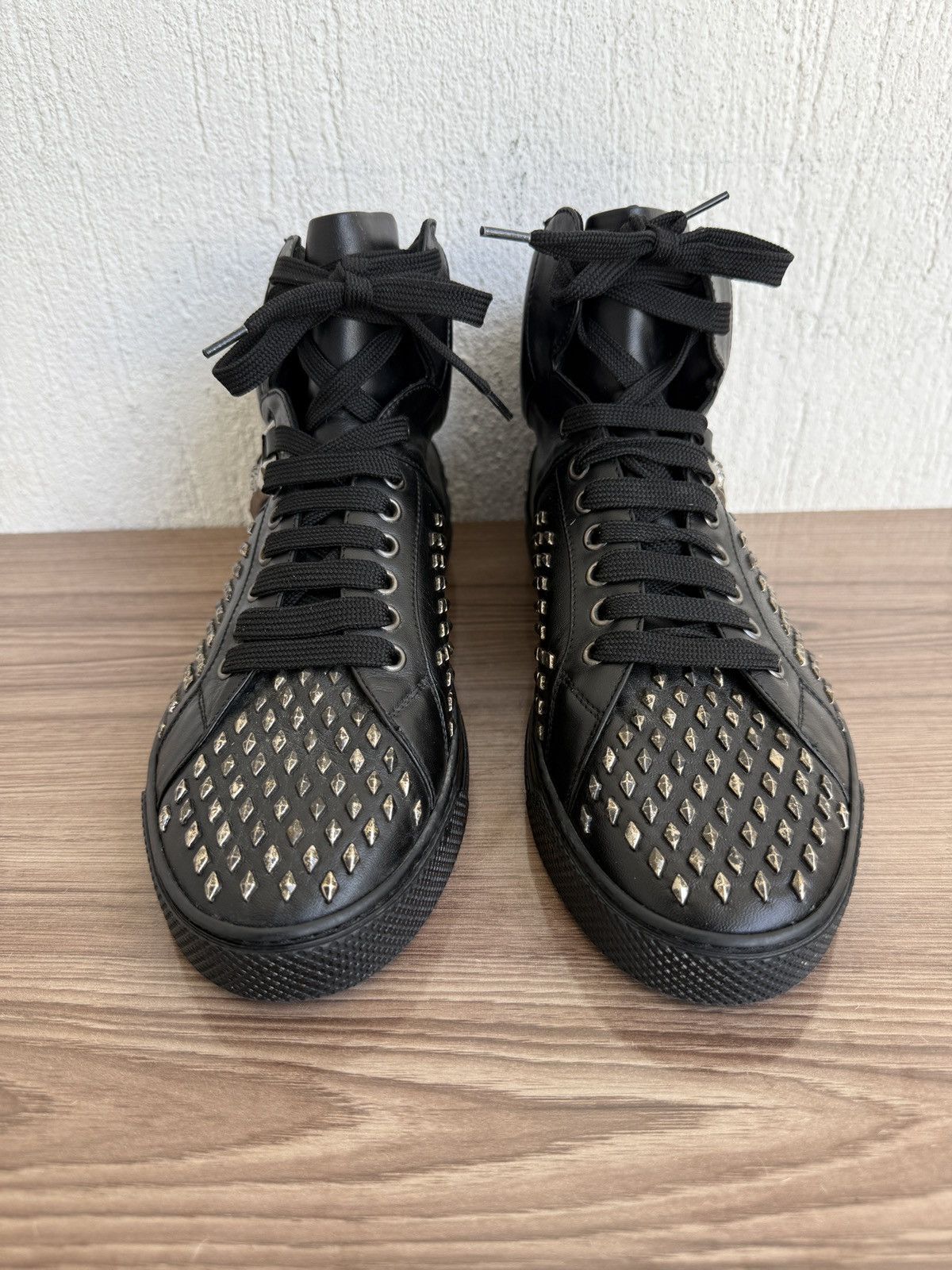Versace Studded medusa trainers🔥🔥like tyson,🕷️ Size US 7.5 / EU 40-41 - 5 Thumbnail