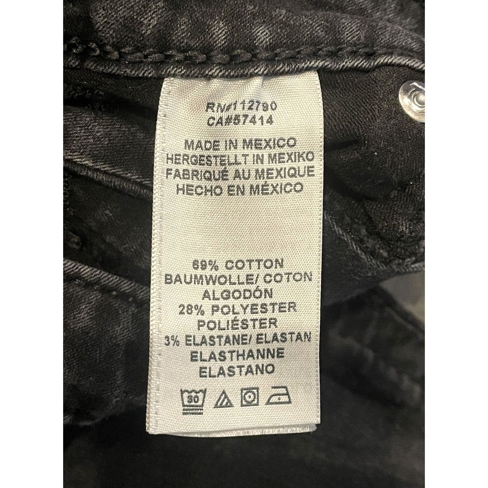 True Religion VINTAGE? Women’s True Religion Skinny Jeans Black 34x28 F48 Adults Women 34 28 Dark Pockets Comfort Style Skinny Jeans Size 24" / US 00 / IT 34 - 7 Thumbnail