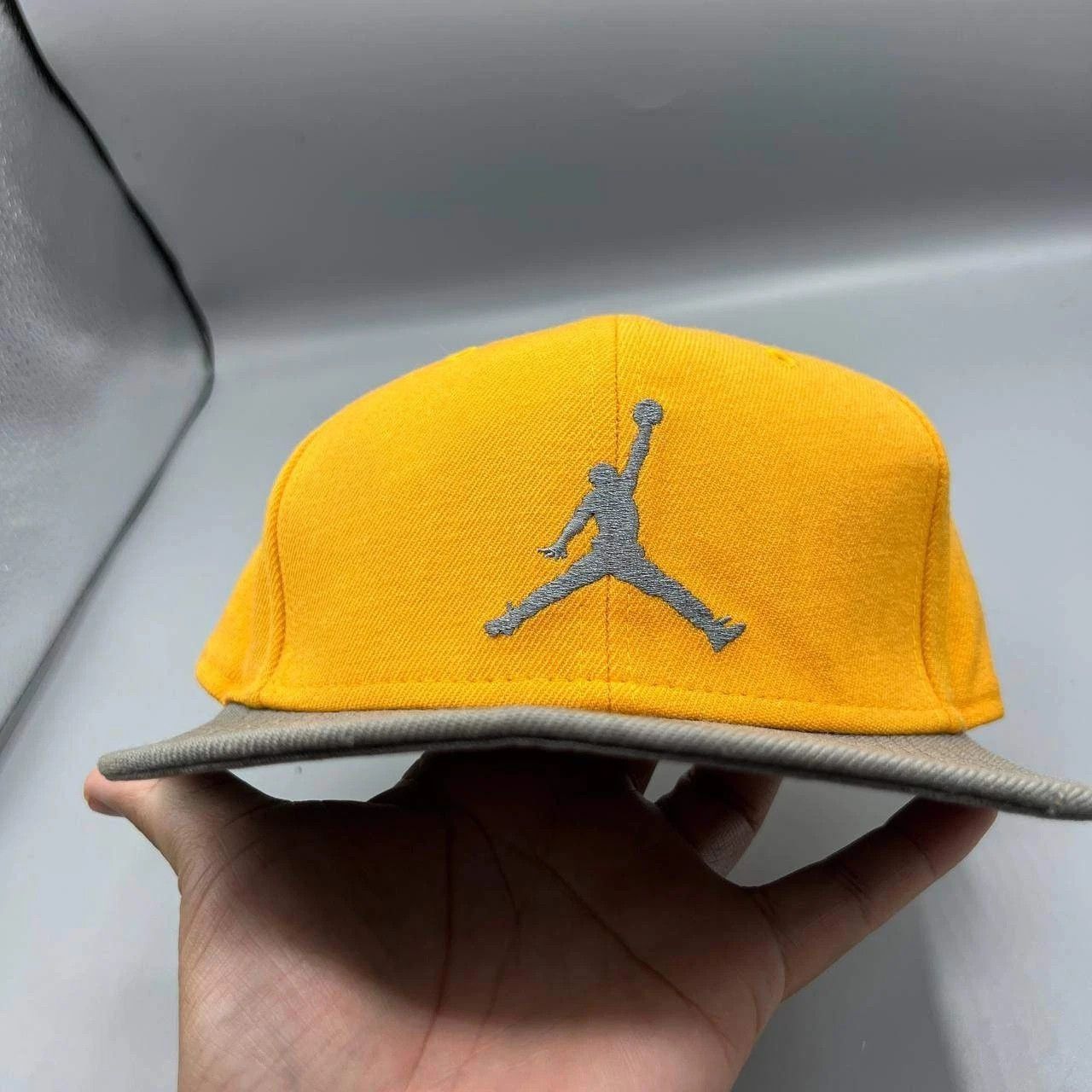 Jordan Brand Air Jordan Hat Men Embroidered Jumpman Snap Back Cap Size ONE SIZE - 9 Thumbnail