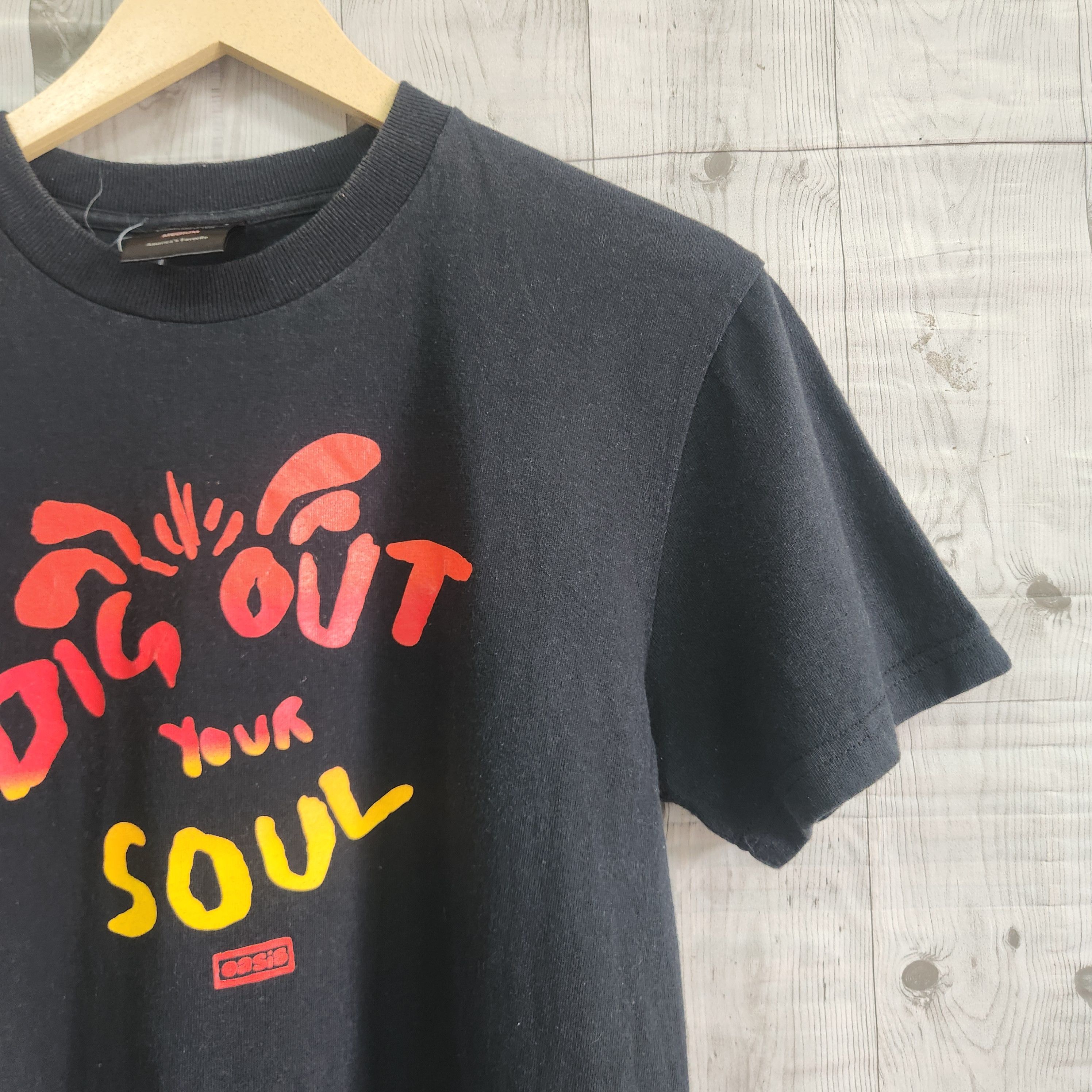 Band Tees Vintage OASIS Dig Out Your Soul TShirt Size US M / EU 48-50 / 2 - 6 Thumbnail
