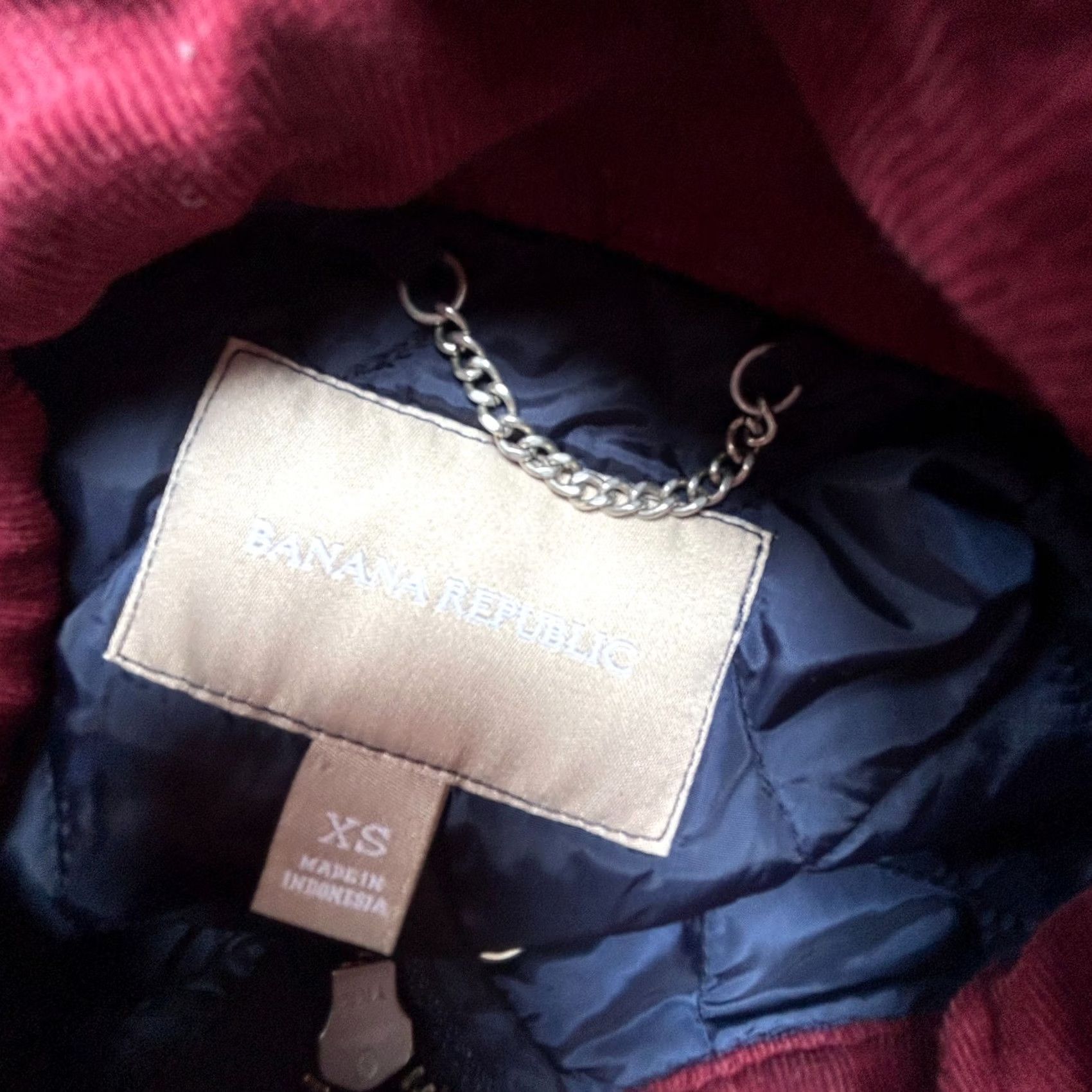 Banana Republic Banana Republic Womens Quilted Vest Full Zip Sleeveless Navy Blue XS Jacket Vest Quilted Pockets Regular Size XS Womens Size XS / US 0-2 / IT 36-38 - 3 Thumbnail