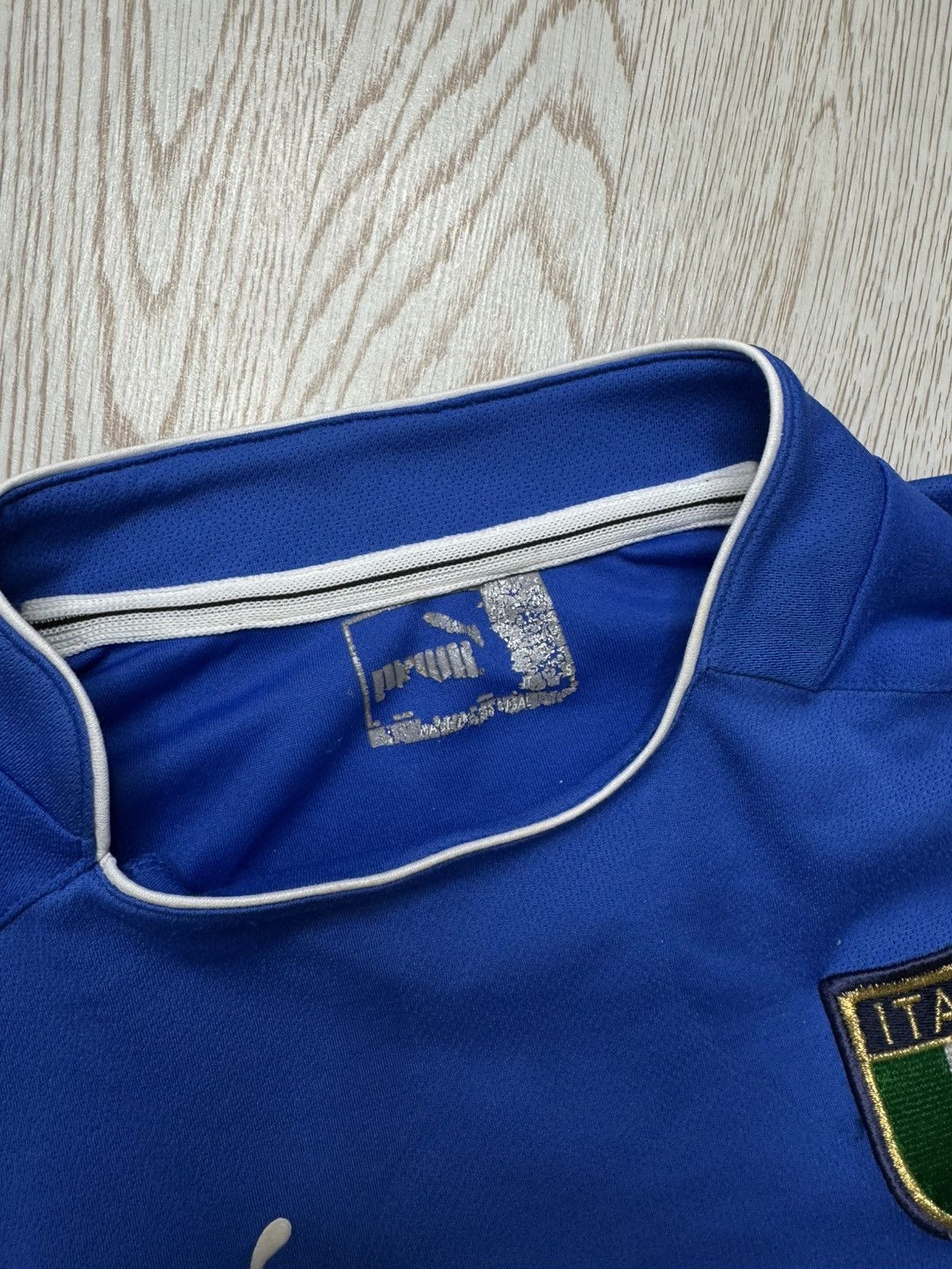 Puma × Vintage Vintage Puma Italy 2003/2004 home jersey size S Size US S / EU 44-46 / 1 - 4 Thumbnail