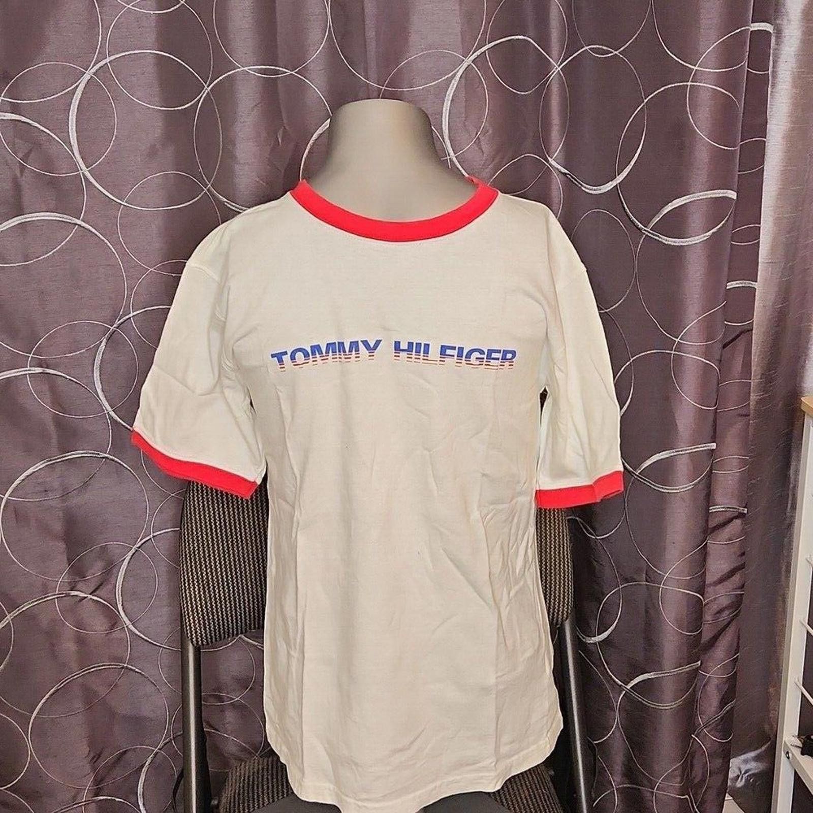 Tommy Hilfiger Tommy Hilfiger T Shirt boys Large Size US L / EU 52-54 / 3 - 1 Thumbnail