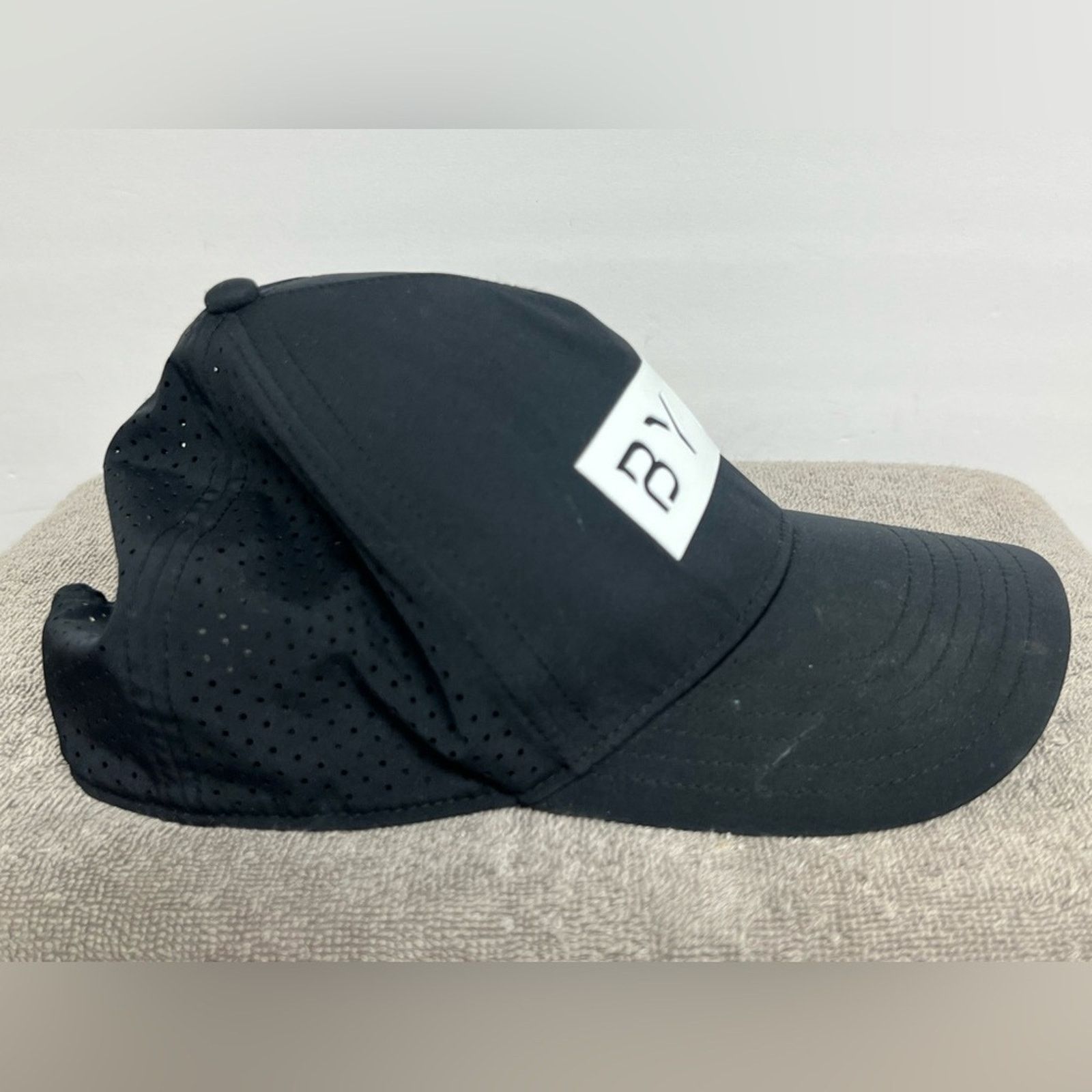 Other BYLT Premium Basics Black Baseball Hat Cap SnapBack Gym Size ONE SIZE - 2 Thumbnail