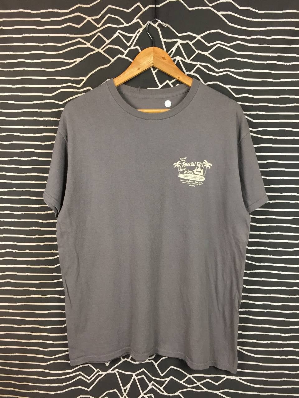 Vintage Vtg Special Ed's The World Famous Surf School Guam Tee Size US L / EU 52-54 / 3 - 4 Thumbnail