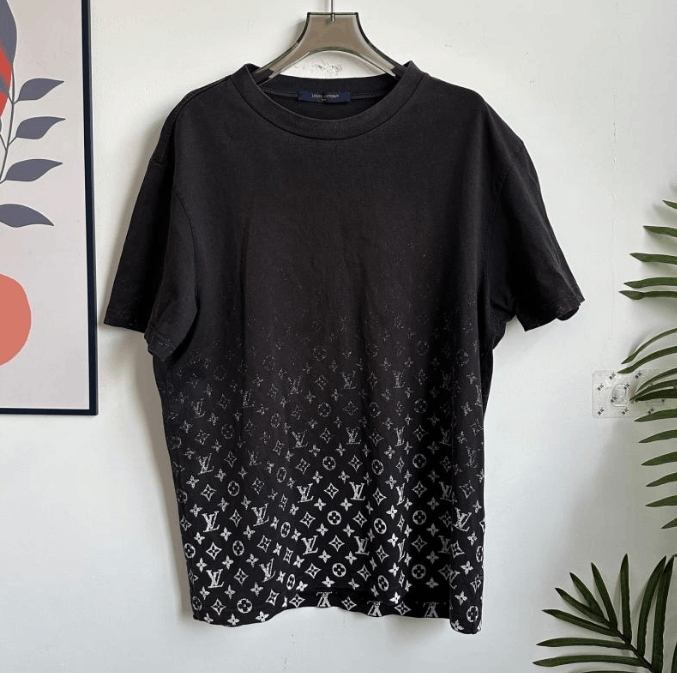 Louis Vuitton Louis Vuitton crew neck short sleeve Size US L / EU 52-54 / 3 - 1 Thumbnail