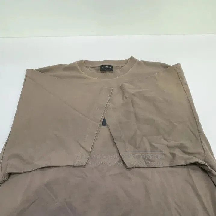 Balenciaga Balenciaga SS23 Distressed Logo Print T. Size US XS / EU 42 / 0 - 3 Thumbnail