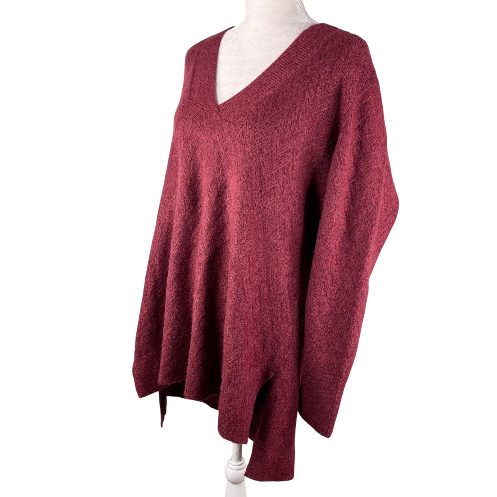 Chicos Chicos Herringbone Tunic Sweater V-Neck Cranberry 2 L New Size L / US 10 / IT 46 - 11 Thumbnail