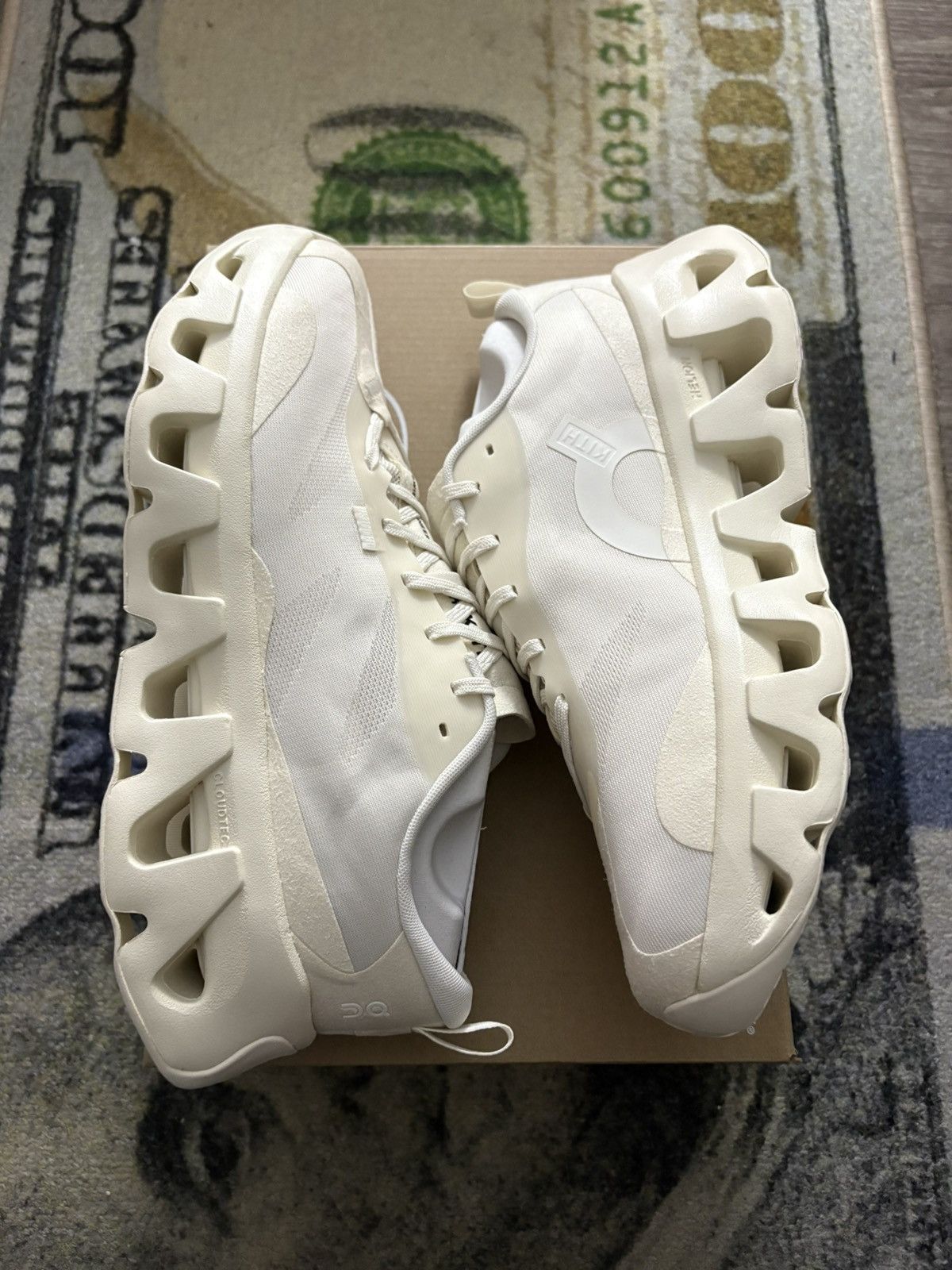 Kith × On On Running K-Tech 1 Kith Tofu (10 Womens) Size US 8.5 / EU 41-42 - 2 Thumbnail