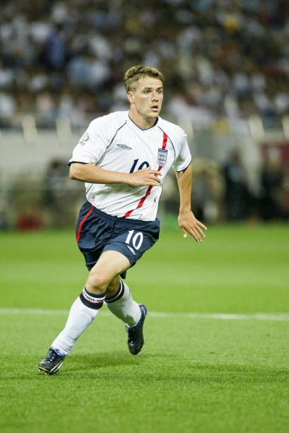 Umbro England 2002 #10 Owen Home Shirt Jersey Soccer Football Size US XL / EU 56 / 4 - 3 Thumbnail