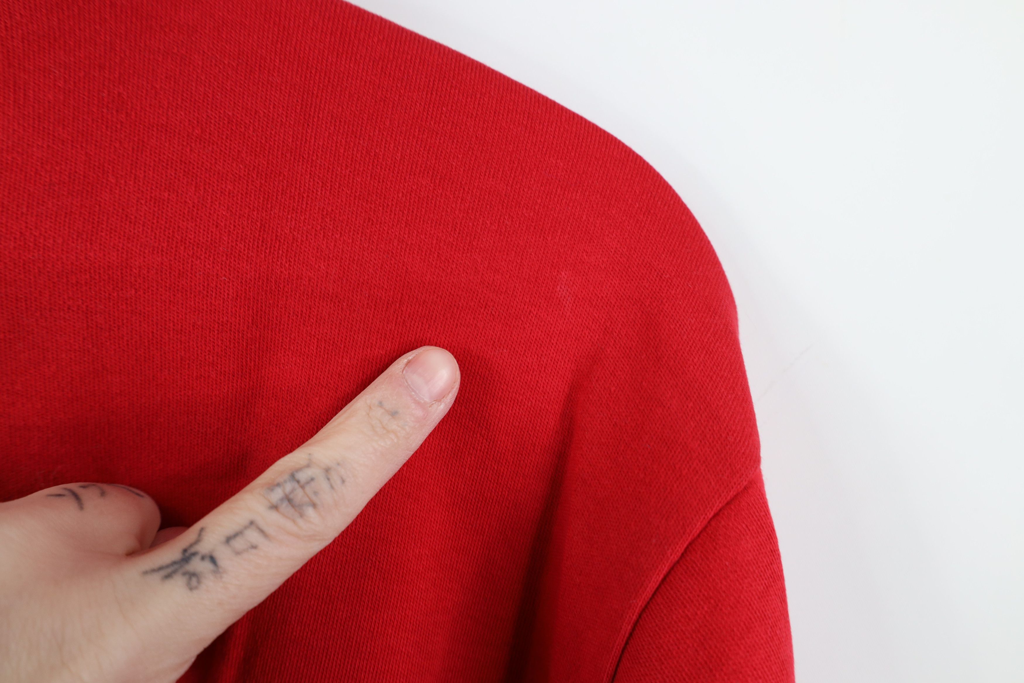 Harley Davidson Vintage 90s Harley Davidson Spell Turtleneck T-Shirt Red USA Size US S / EU 44-46 / 1 - 12 Thumbnail