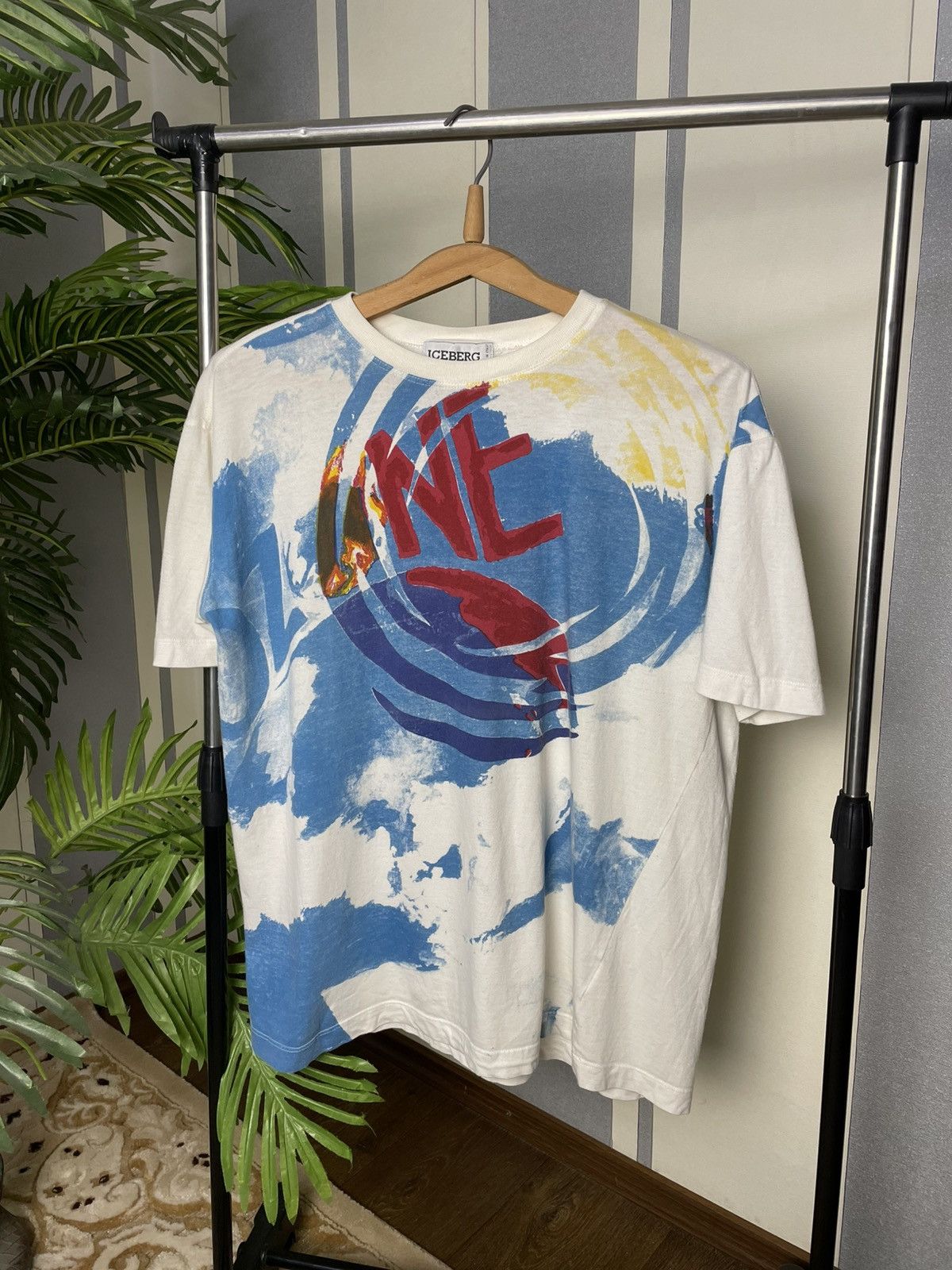 Iceberg Vintage ICEBERG Ozone Abstract T-Shirt Size US M / EU 48-50 / 2 - 1 Thumbnail