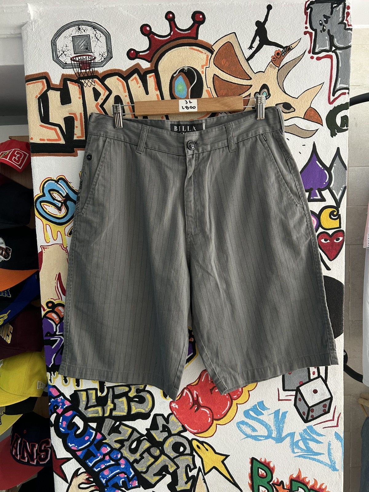 Billabong Billabong Striped Shorts Size US 32 / EU 48 - 1 Thumbnail