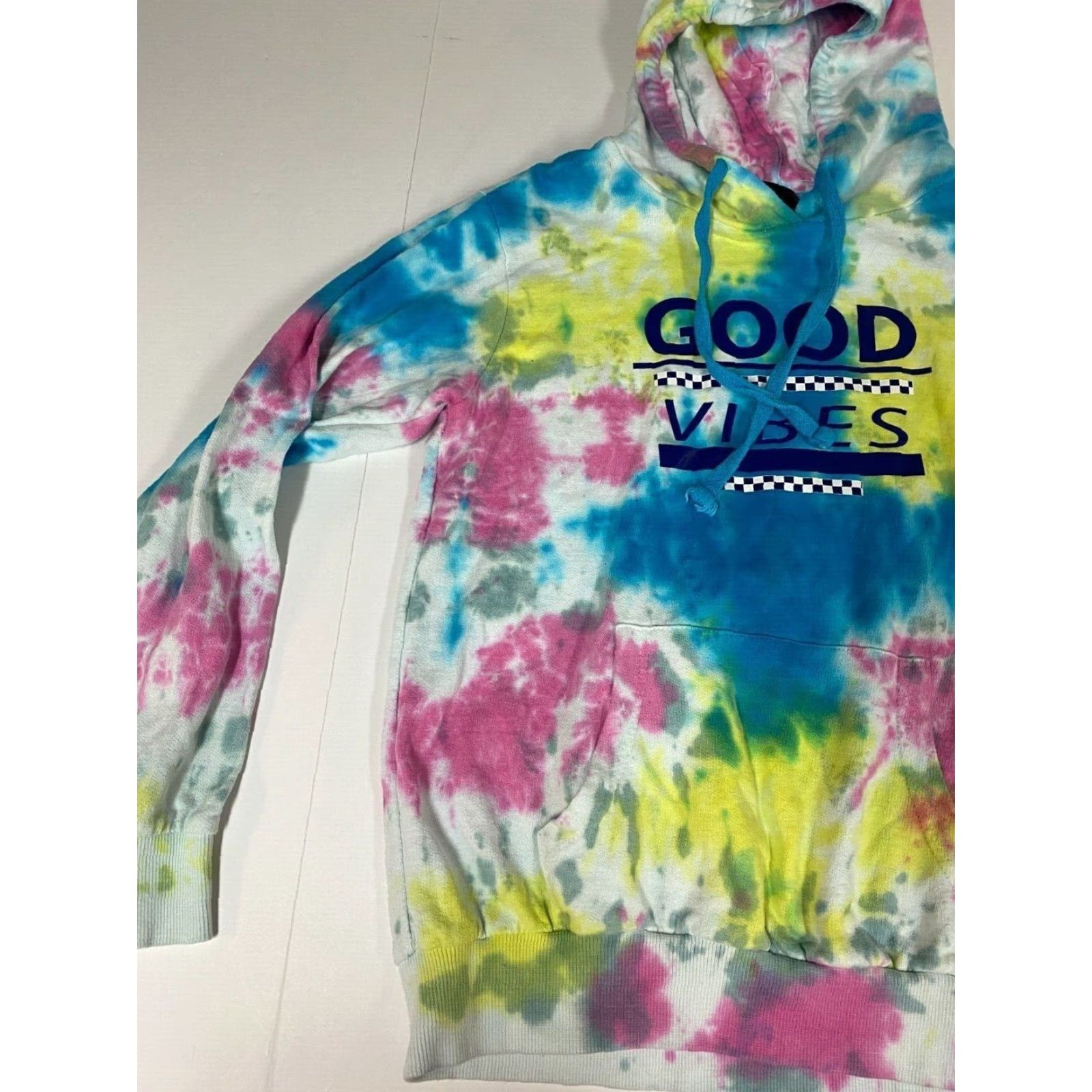 Vintage Good Vibes Womens Sweater Medium Tie Dye Rue21 Pullover Crew Neck Bell Sleeve Blue Knit Pullover Women Fashion 90s? Size M / US 6-8 / IT 42-44 - 3 Thumbnail