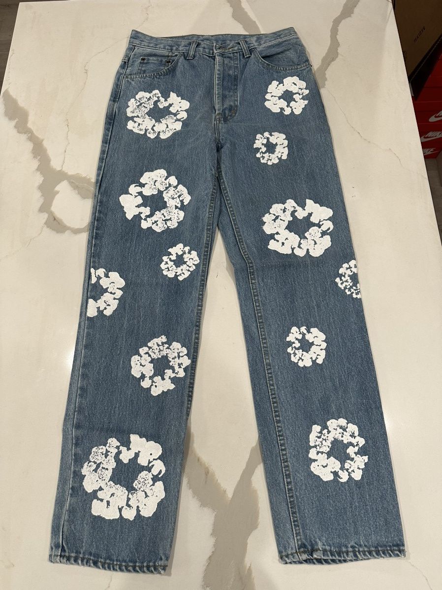 image of Denim Tears X Levi’S Vintage Jeans Cotton Wreath in Blue, Men's (Size 32)