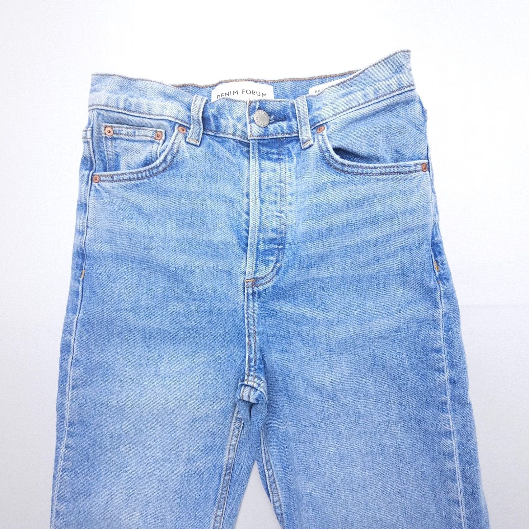 Aritzia Aritzia Jeans Denim Forum Arlo High Rise Straight Button Fly Size 26 x 28 Blue 5-Pocket City USA Womens Regular Vintage No Size 26" / US 2 / IT 38 - 3 Thumbnail