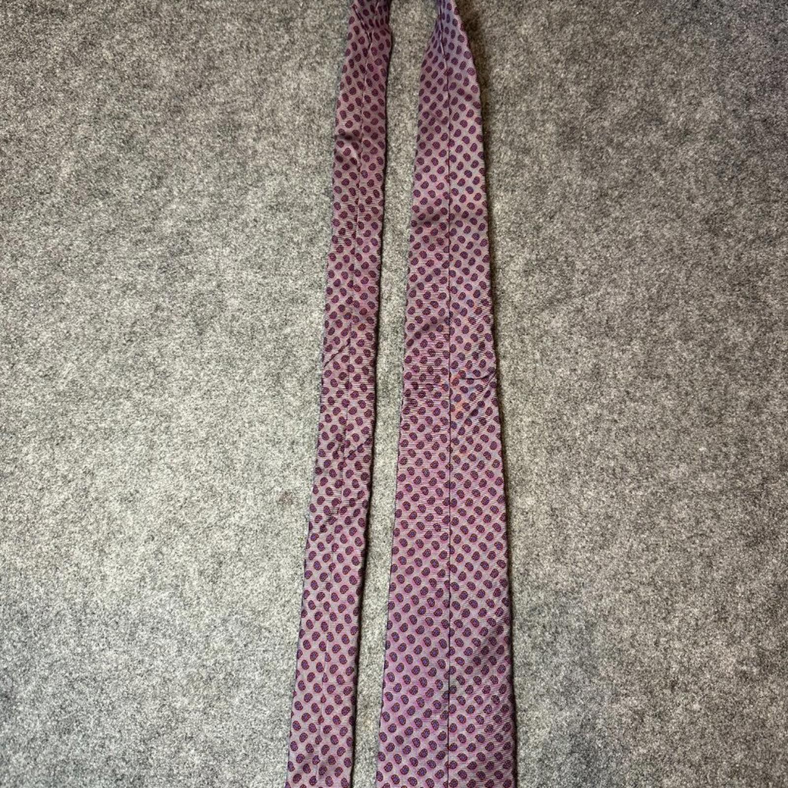 Yves Saint Laurent Vintage Yves Saint Laurent Men’s Silk Tie Purple Pattern8/10 Size ONE SIZE - 8 Thumbnail