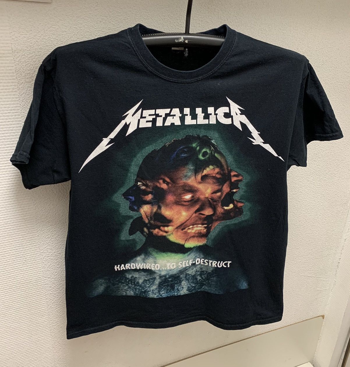 Band Tees Metallica Hardwired to self distraction vintage t-shirt L sz Size US L / EU 52-54 / 3 - 1 Thumbnail