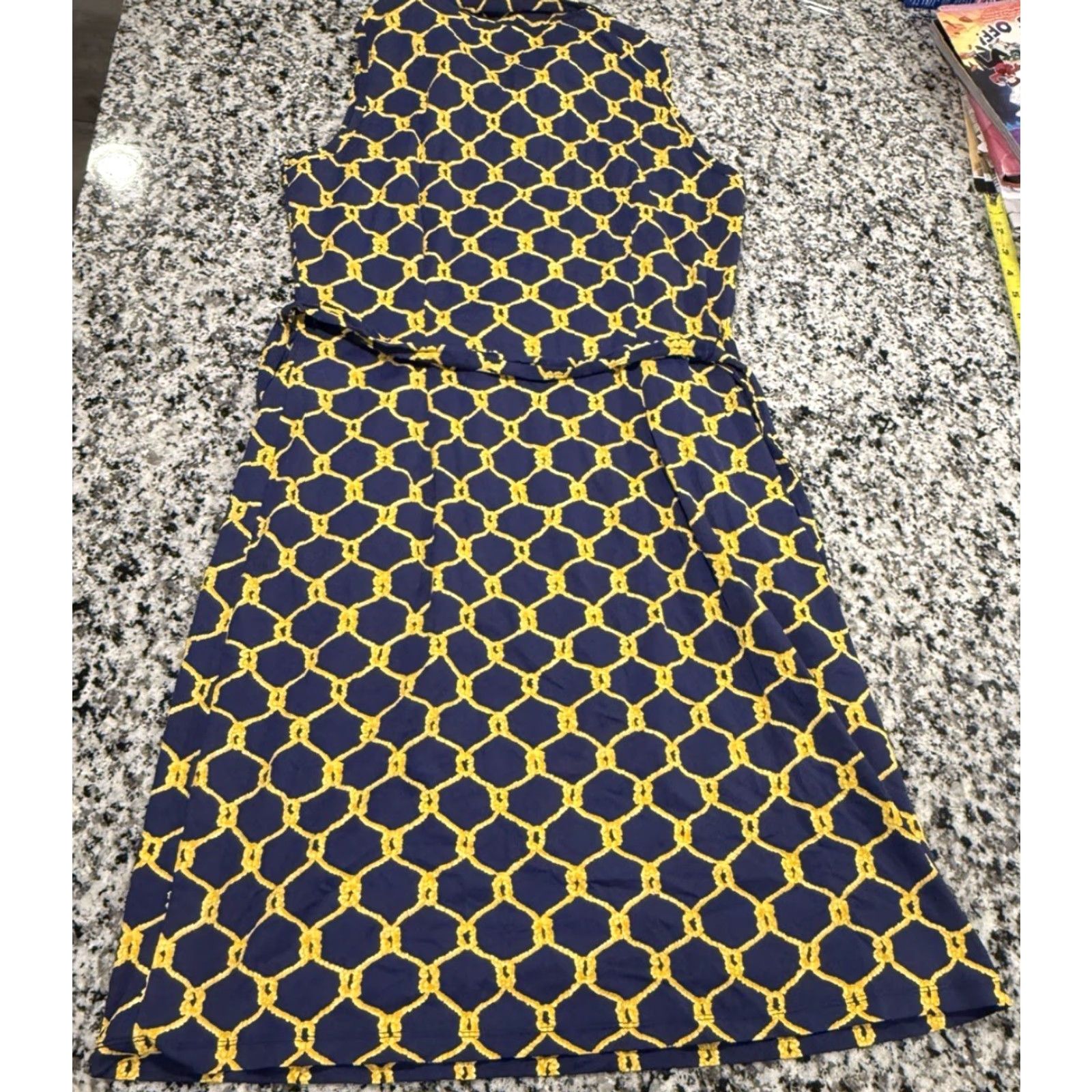 J.McLaughlin J. McLaughlin Shirt Dress Womens V-Neck Sleeveless Belted Knee Length Pockets Geometric Navy/Gold Nylon Spandex Size L Size L / US 10 / IT 46 - 8 Thumbnail