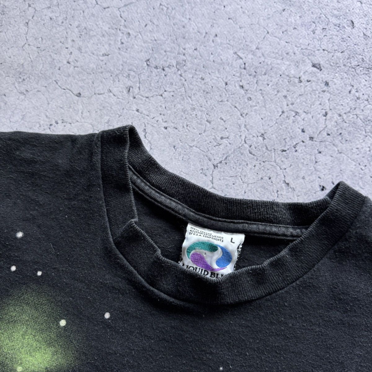 Liquid Blue Rare Liquid Blue Alien Vintage 1997 T Shirt Single Stitch Size US L / EU 52-54 / 3 - 7 Thumbnail