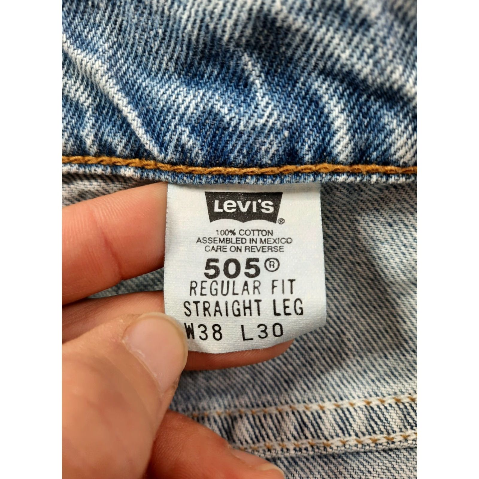 Vintage VINTAGE Levi's 505 Jeans Regular Straight Leg Men 38x30 Blue Denim 1990s Men’s Jeans Vintage V2M Size US 38 / EU 54 - 3 Thumbnail