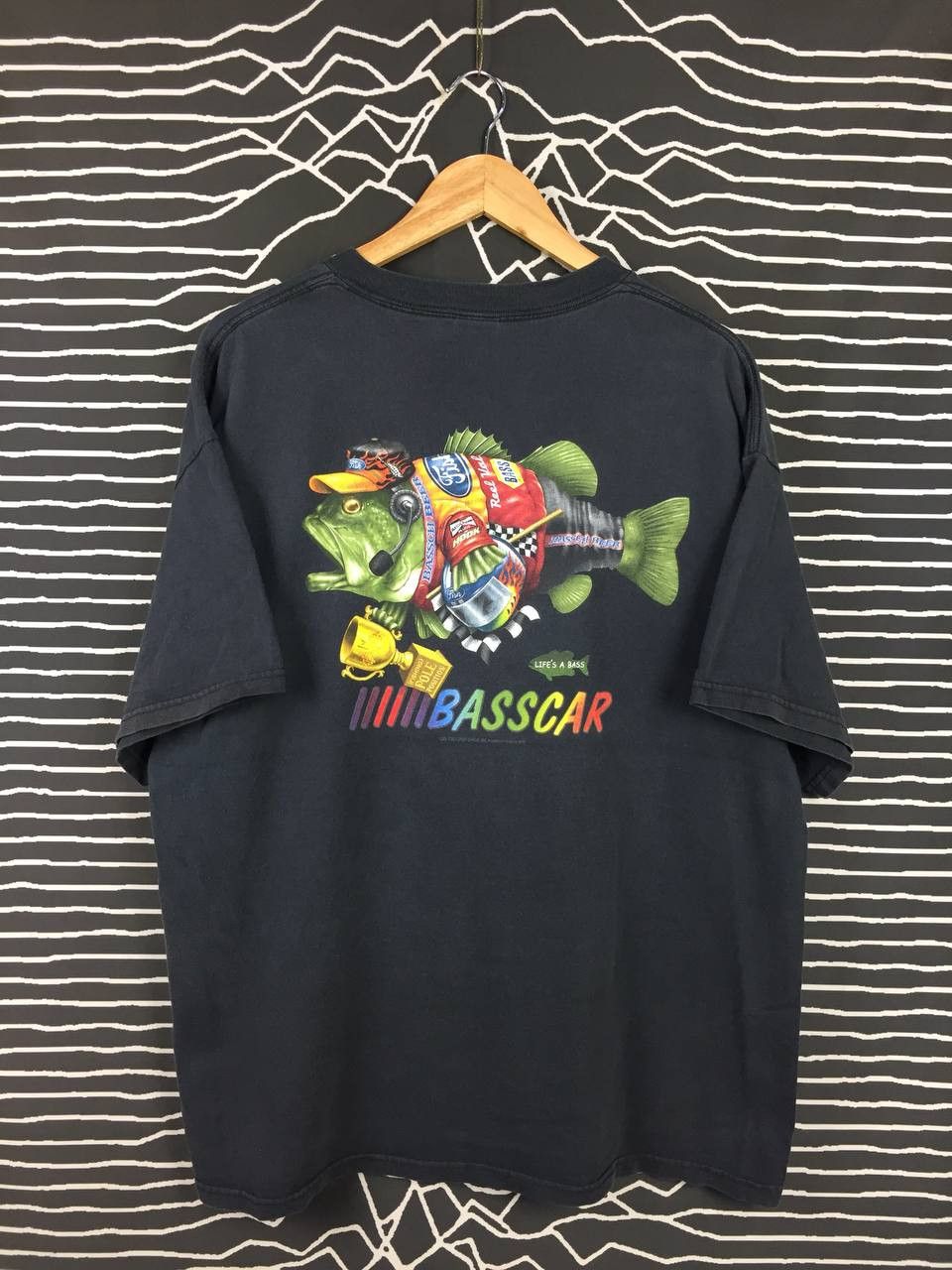 Vintage Vtg Y2K Life’s A Bass Basscar Fish Racing Tee Size US XL / EU 56 / 4 - 2 Thumbnail