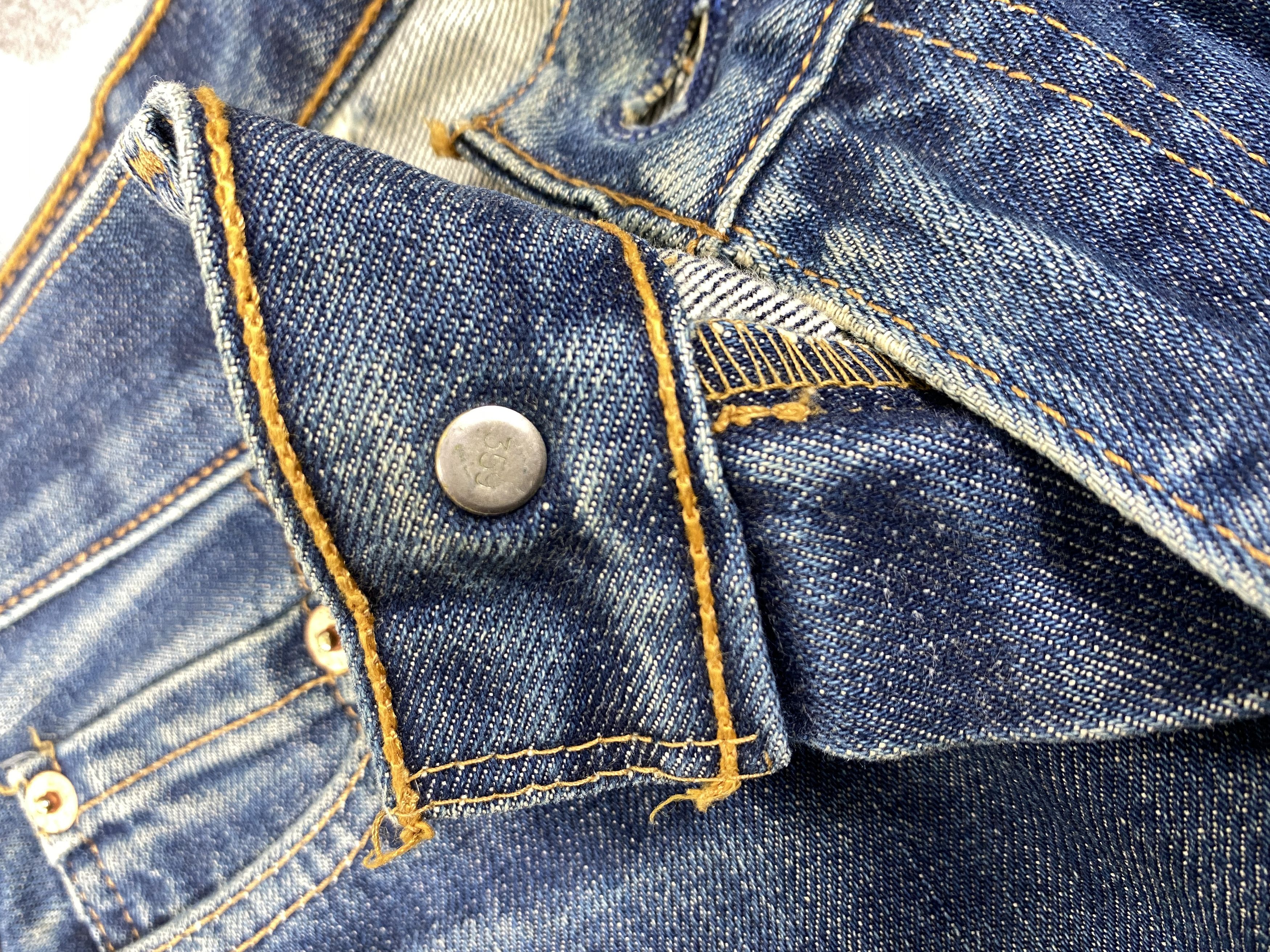Levi's Distressed Blue Vintage Levi's 553 Flared Denim -SJ191 Size US 27 - 7 Thumbnail
