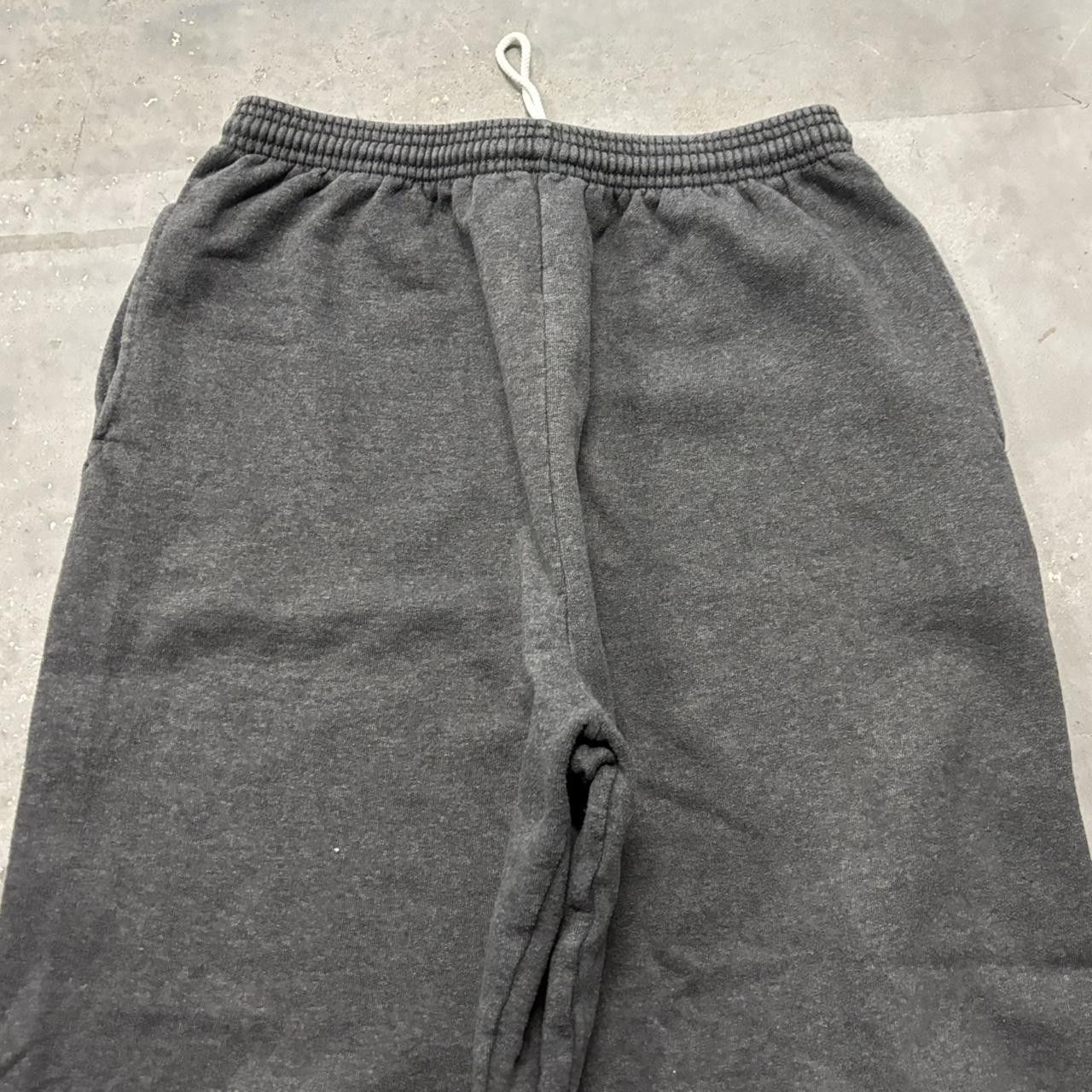 Japanese Brand × Vintage Crazy Vintage Y2K/2000s Dark Grey Essential Sweatpants! Size US 30 / EU 46 - 4 Thumbnail