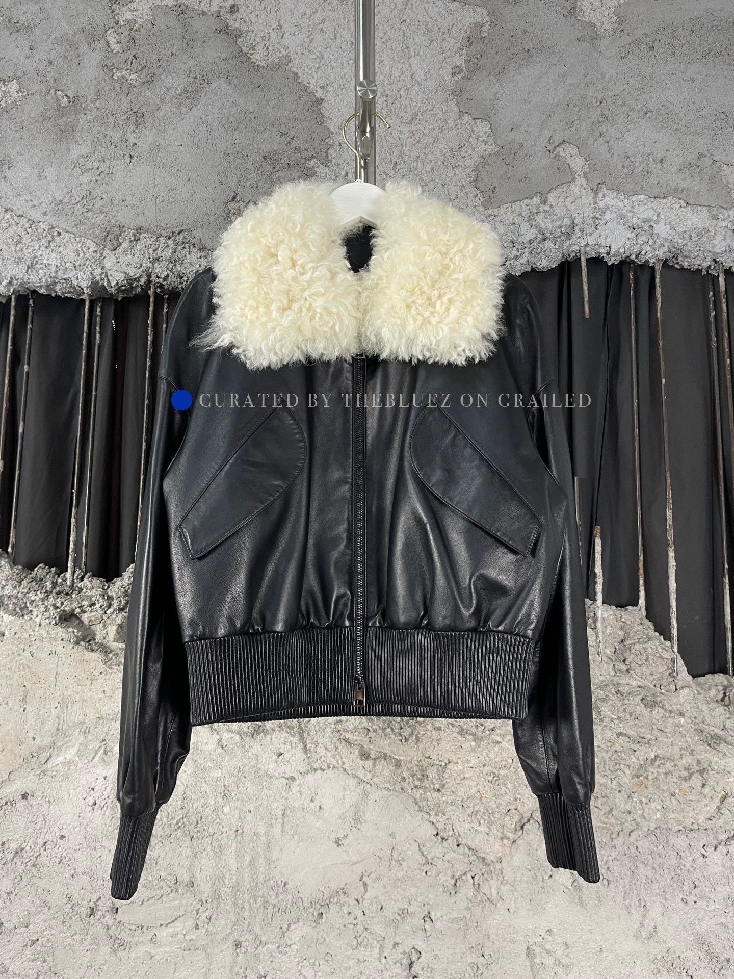 Porter Black Shearling Leather Jacket in XS Size US XS / EU 42 / 0 - 1 Thumbnail