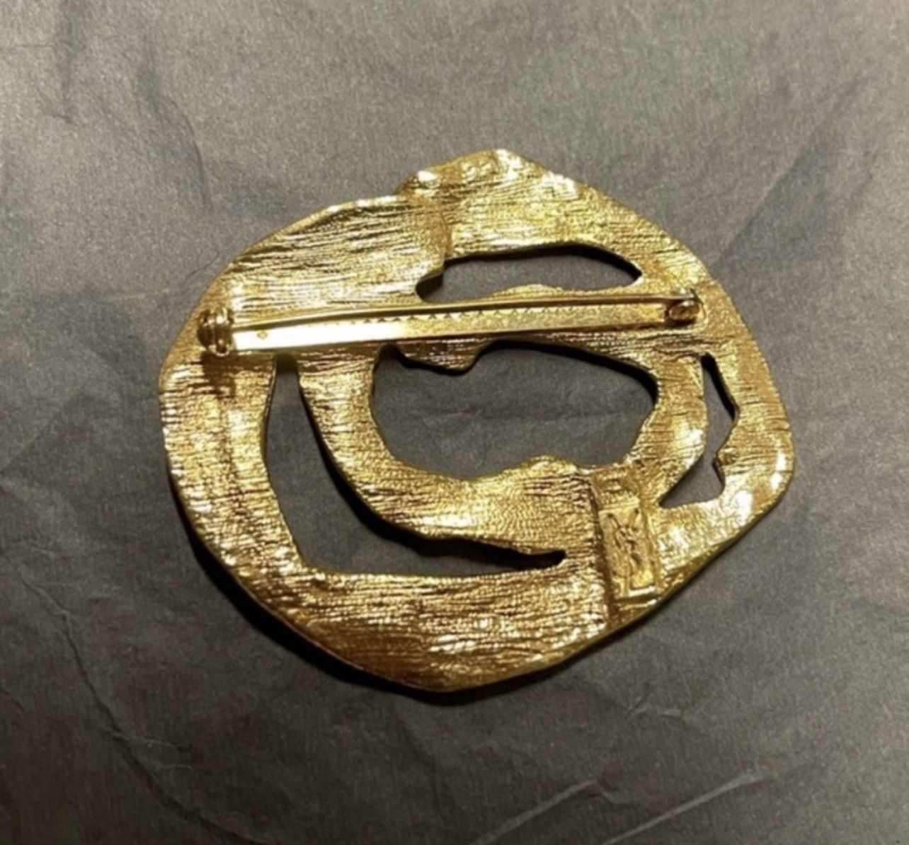 Yves Saint Laurent Vintage Yves St. Laurent YSL Modernist Sculptural Brooch Size ONE SIZE - 5 Thumbnail
